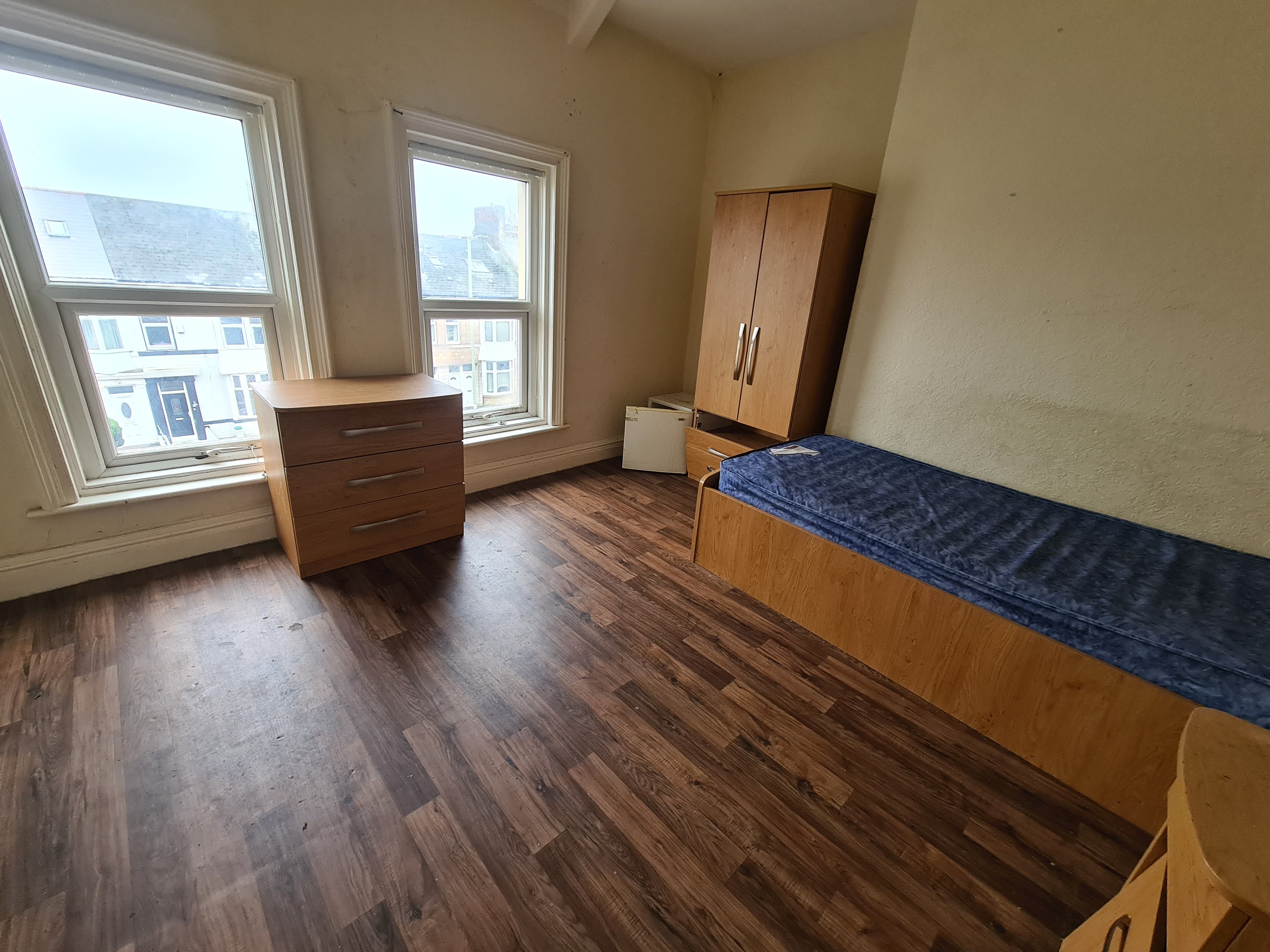 VACANT - Freehold End Of Terrace Four Storey Building