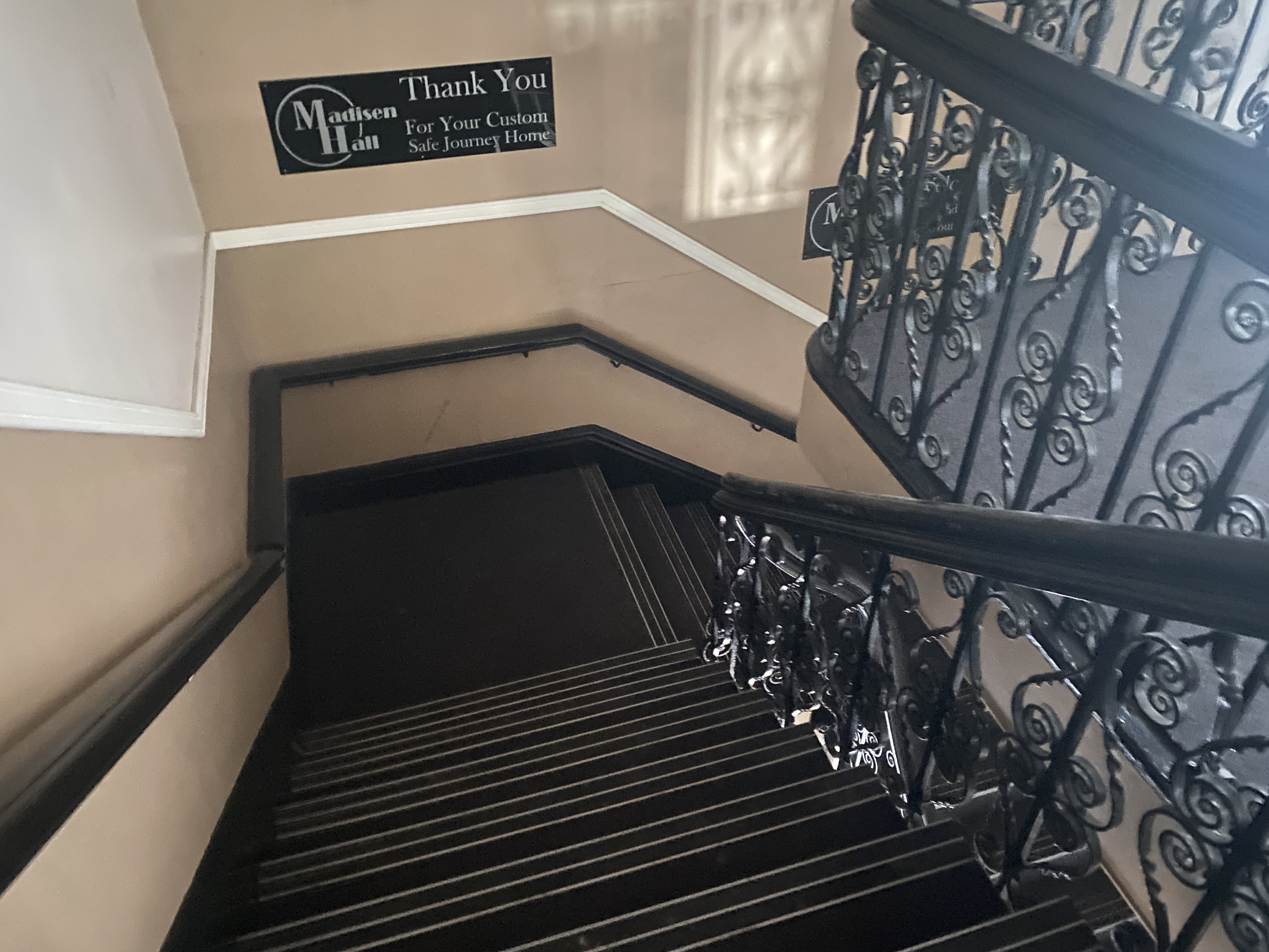 VACANT - Freehold Former Hall with Function Rooms and Offices