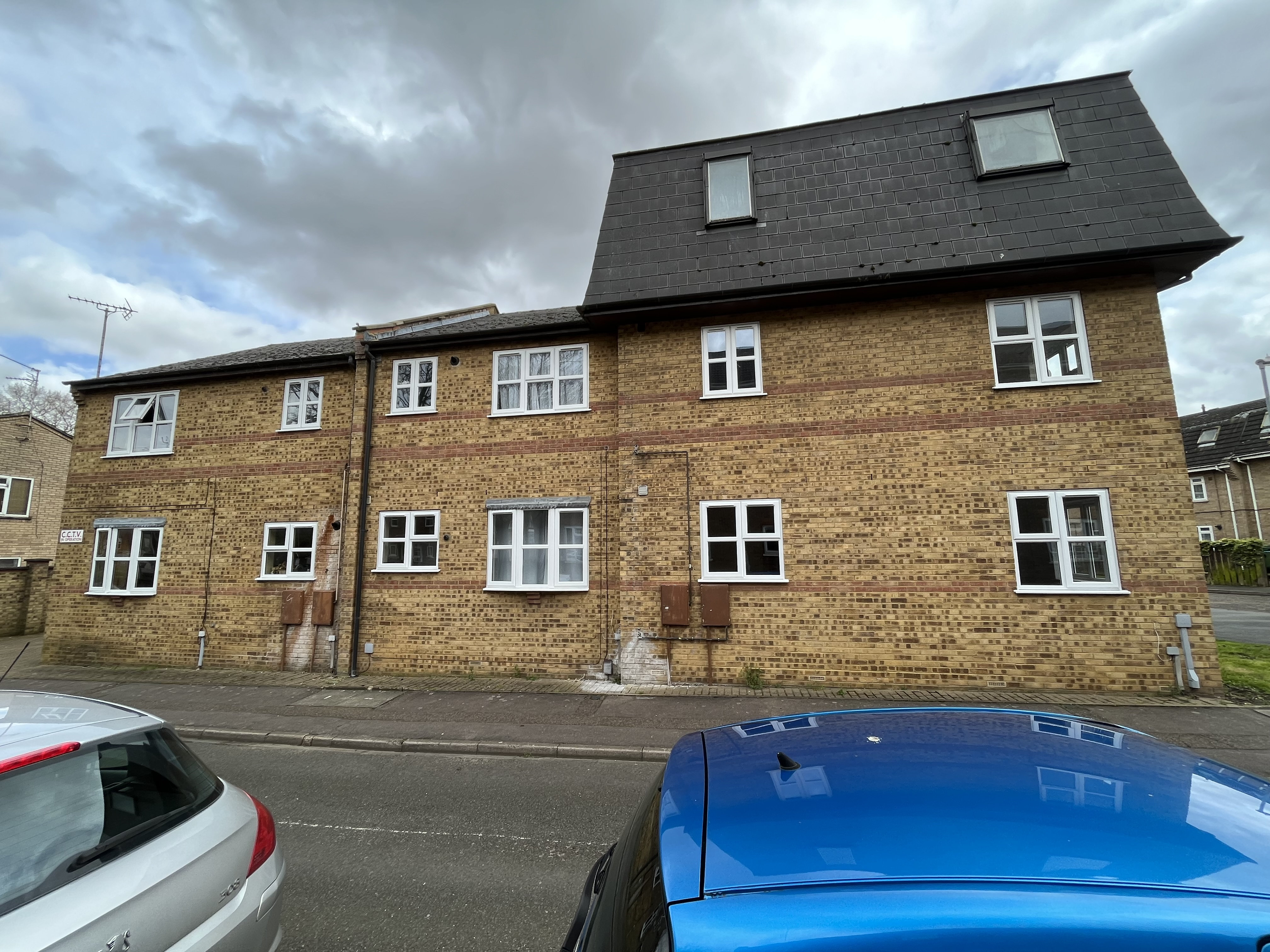 INVESTMENT - Freehold Block of Flats