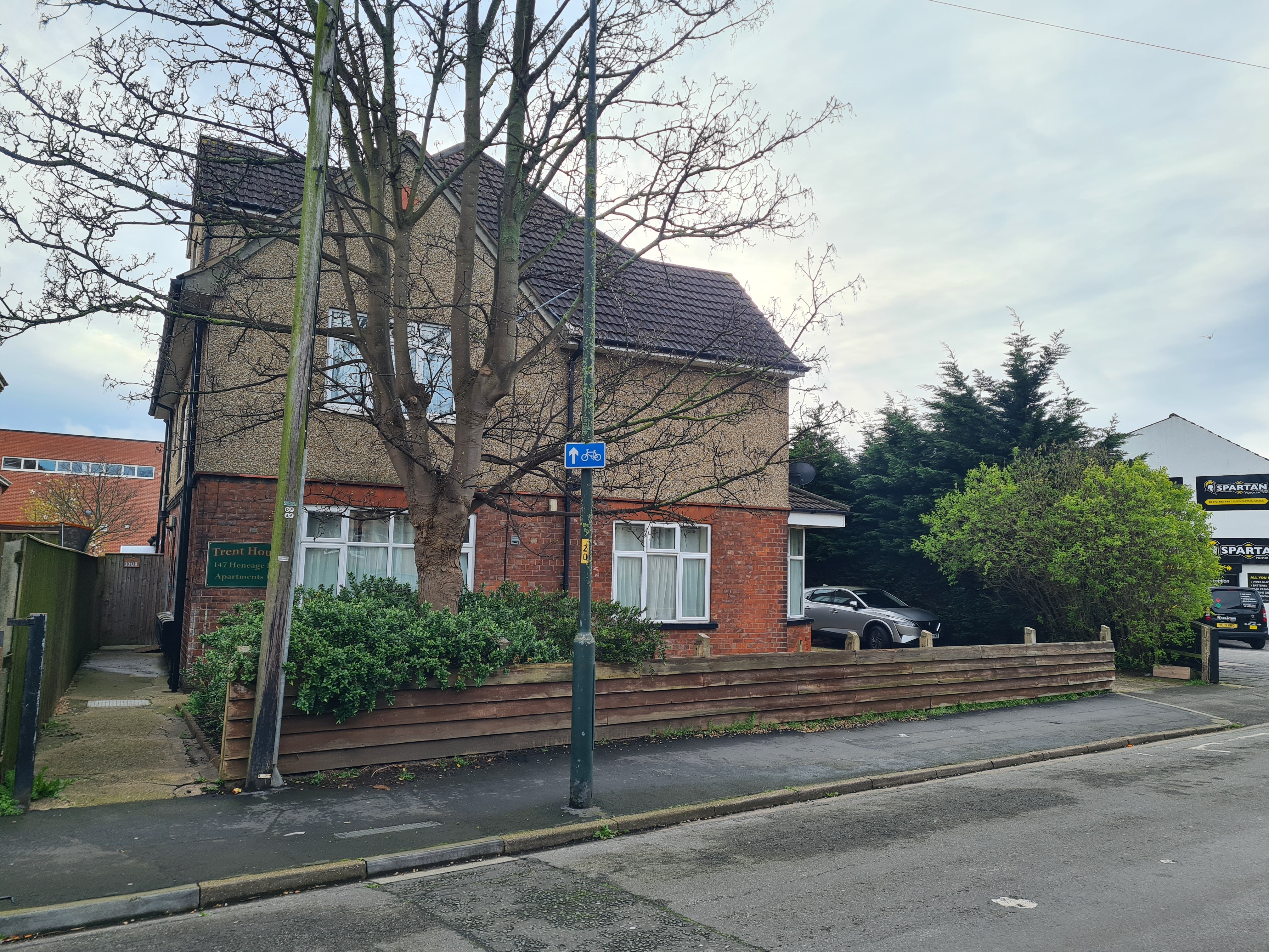 INVESTMENT - Freehold Detached Building