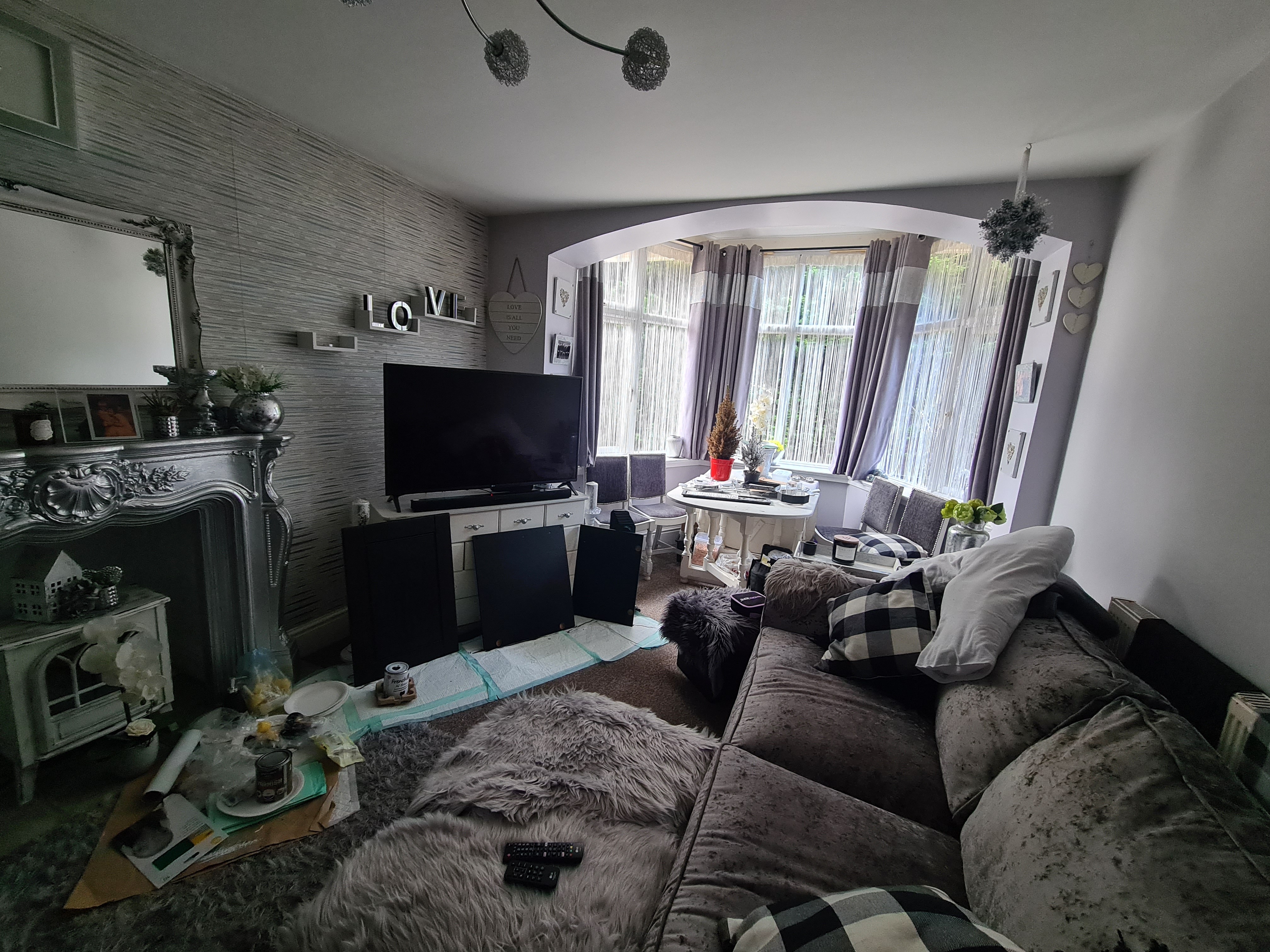 INVESTMENT - Freehold Detached Building