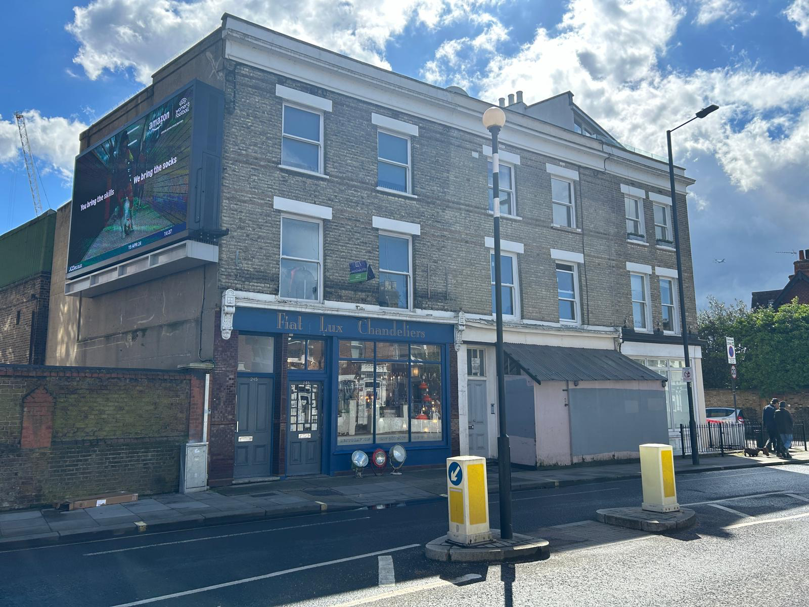 INVESTMENT - Leasehold Self Contained Second Floor Flat