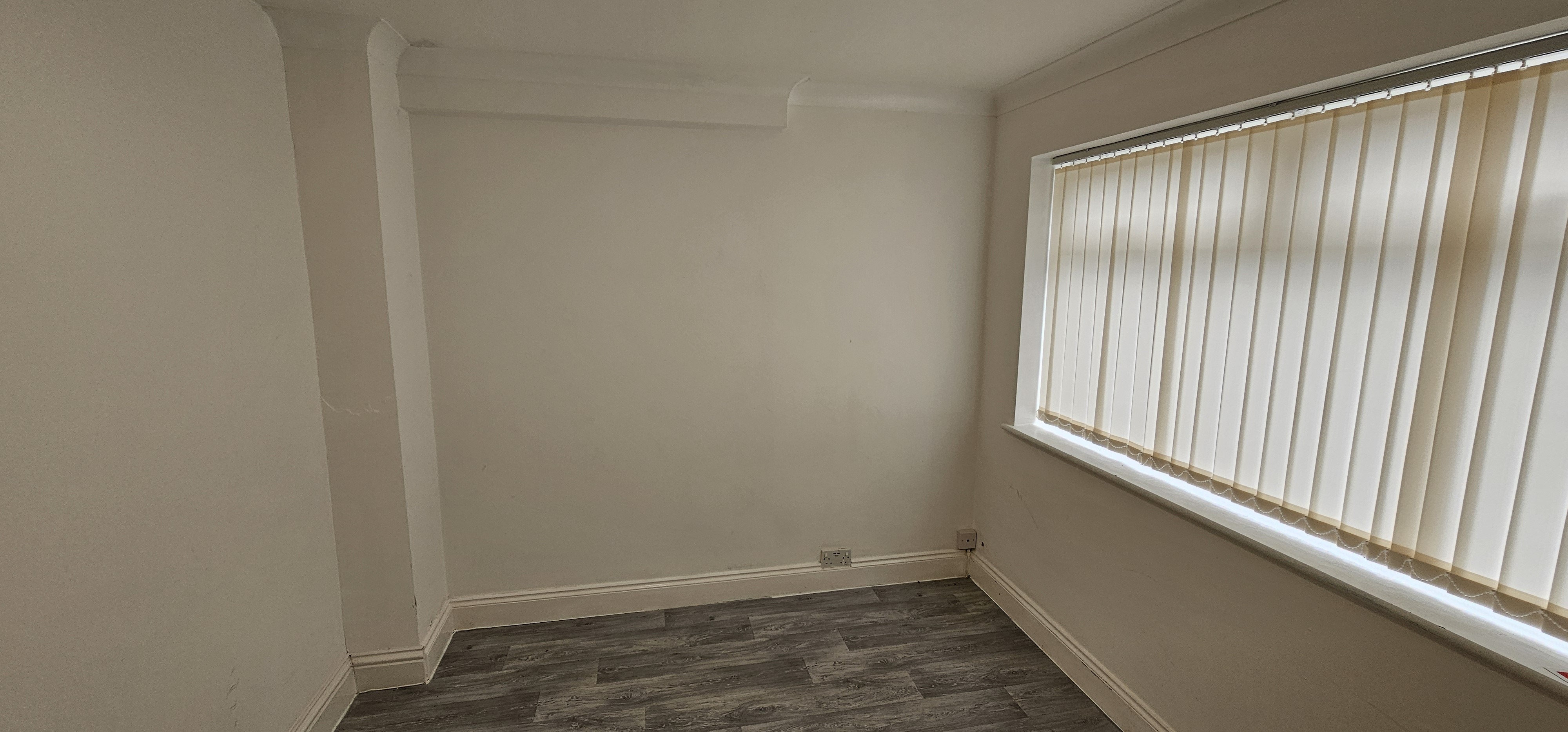 VACANT - Freehold End of Terrace House