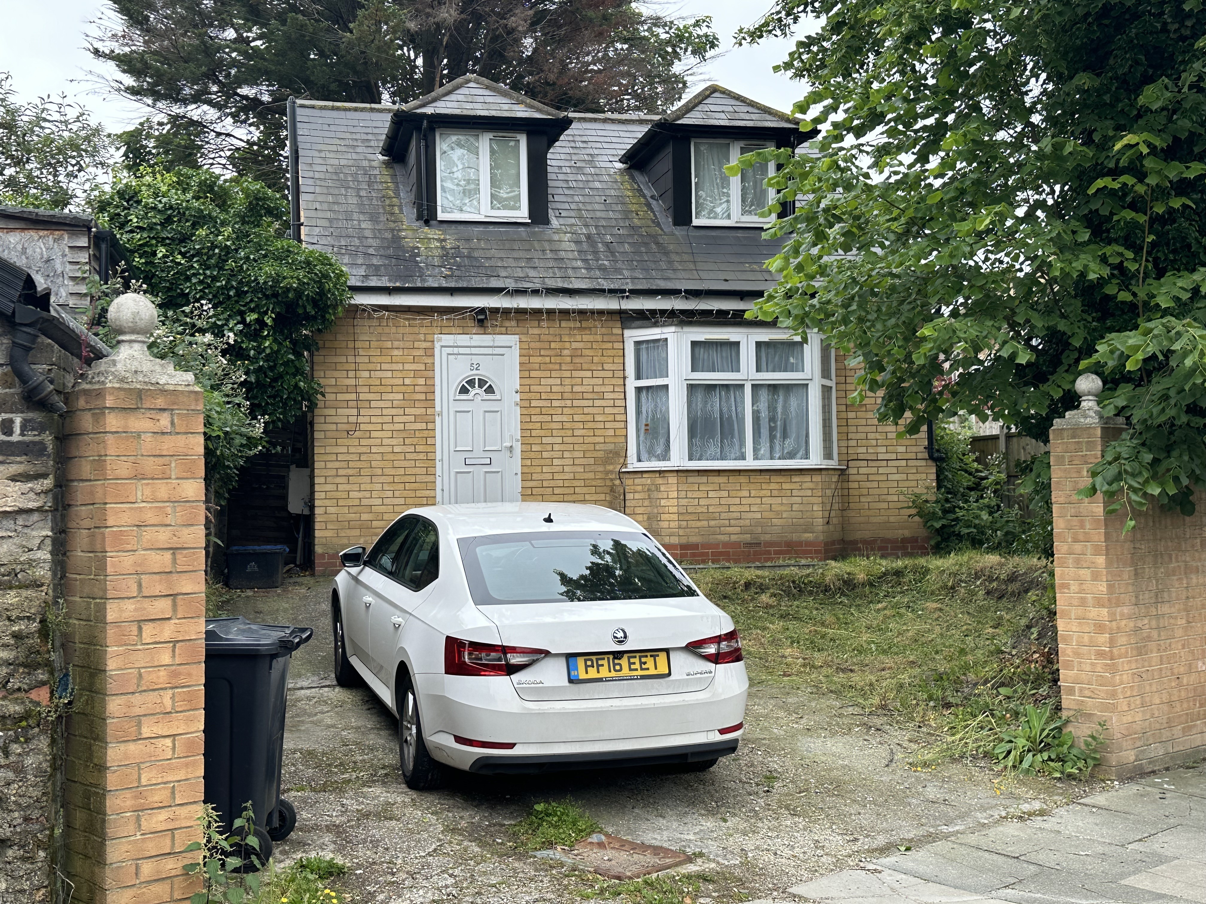 INVESTMENT - Freehold Detached House 