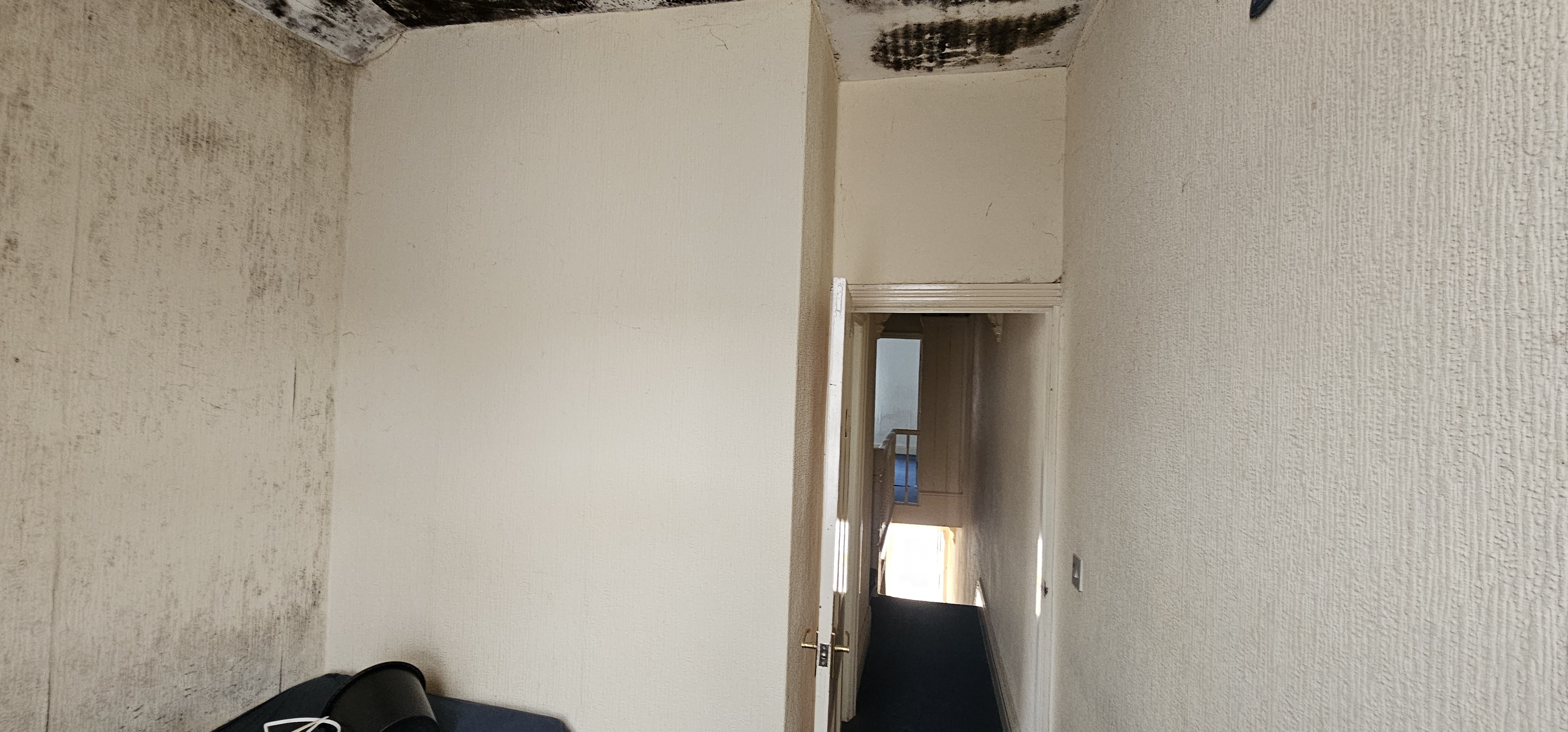 VACANT - Freehold Mid Terraced House 