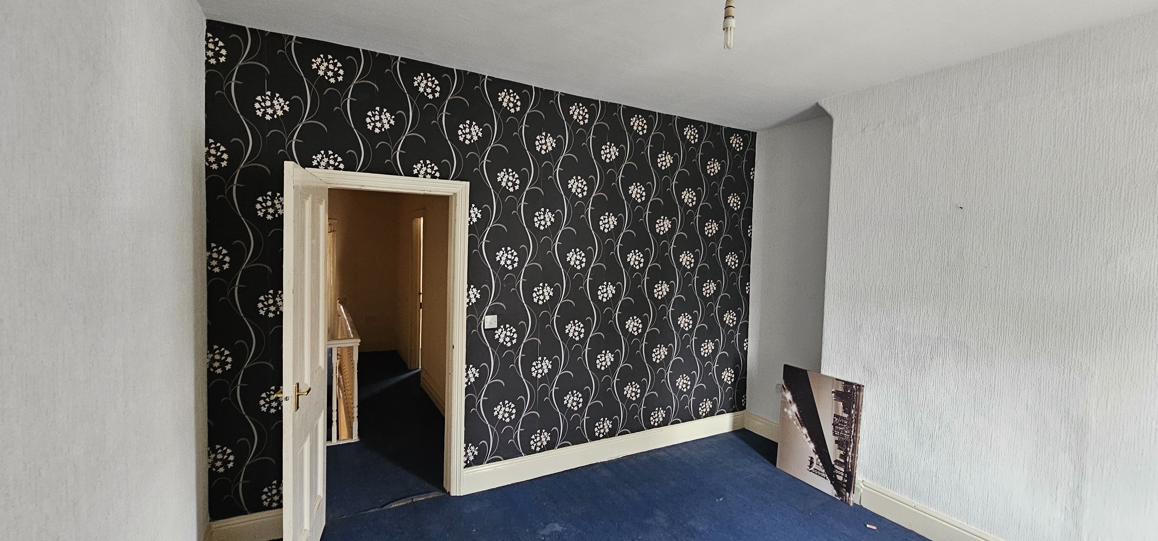 VACANT - Freehold Mid Terraced House 