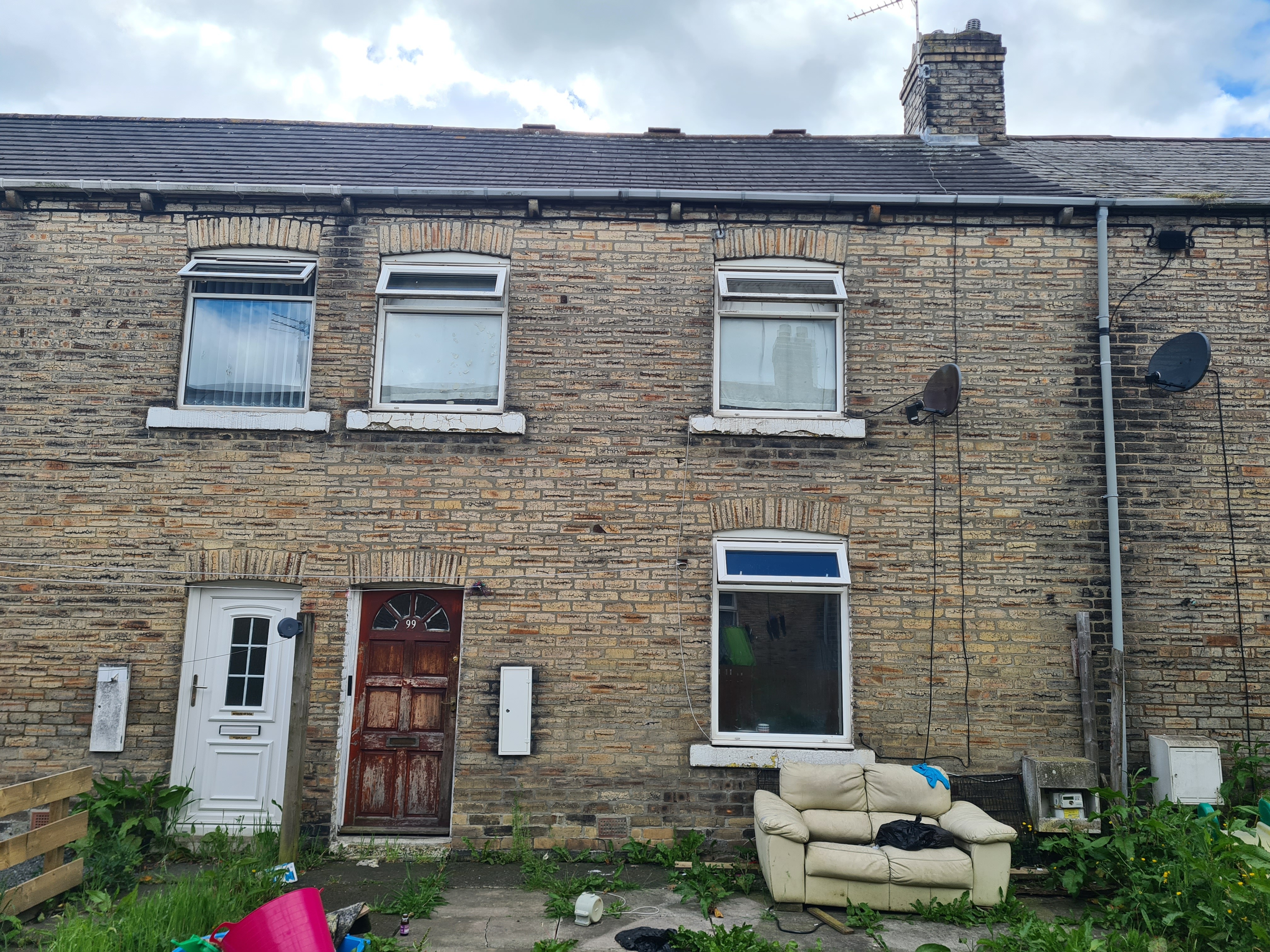 INVESTMENT - Freehold Terrace House
