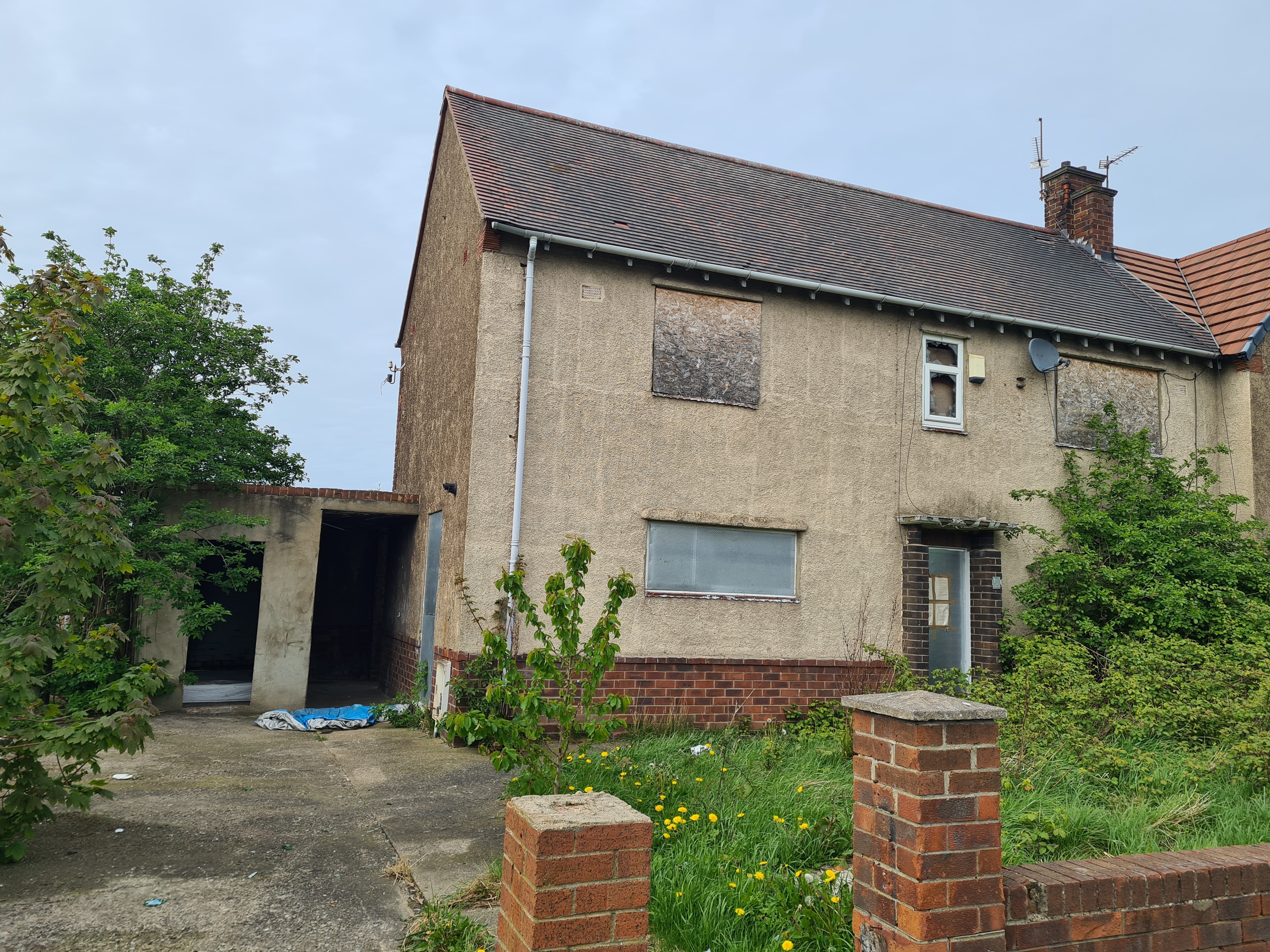 VACANT - Freehold Semi-Detached House