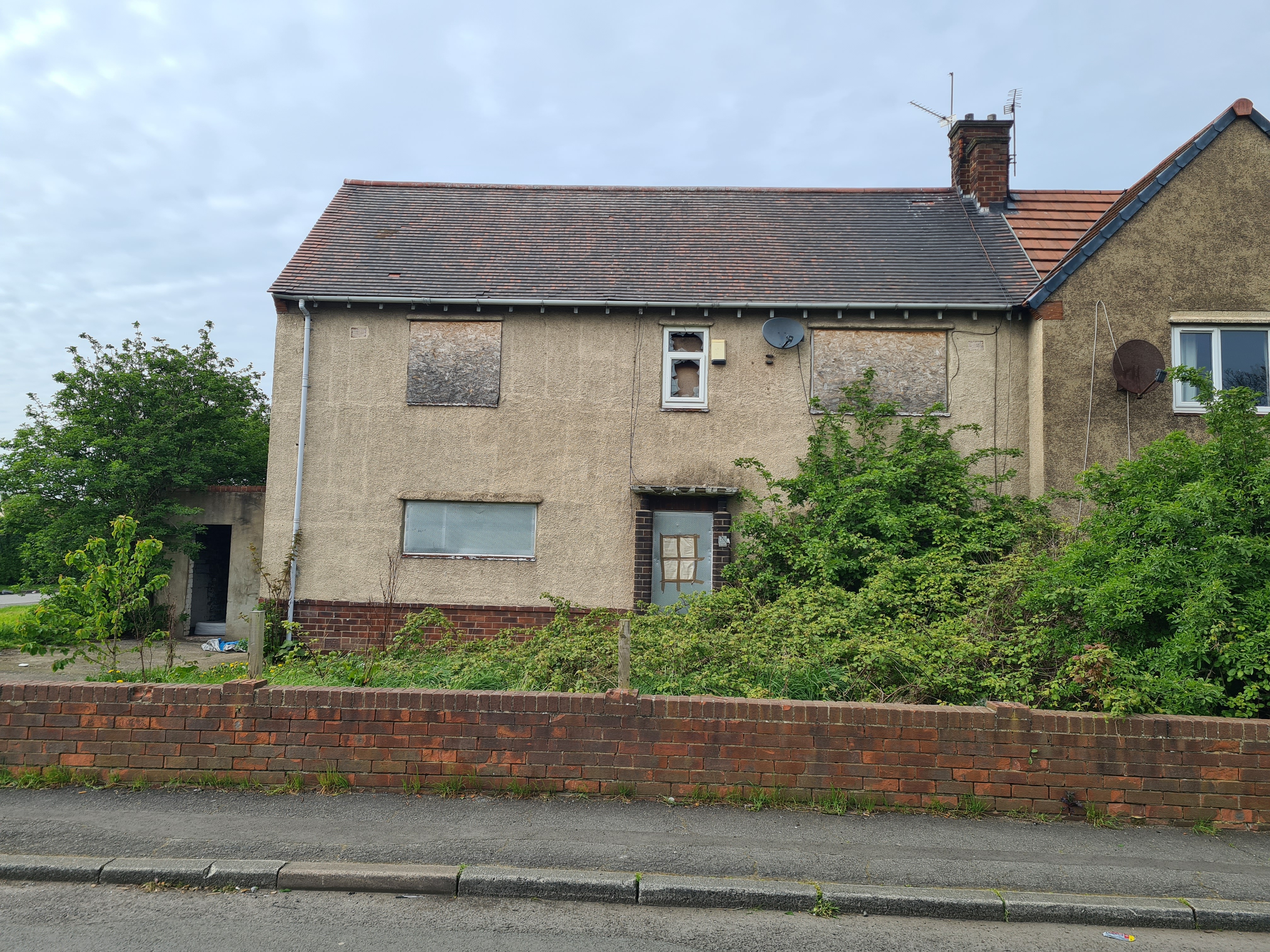 VACANT - Freehold Semi-Detached House