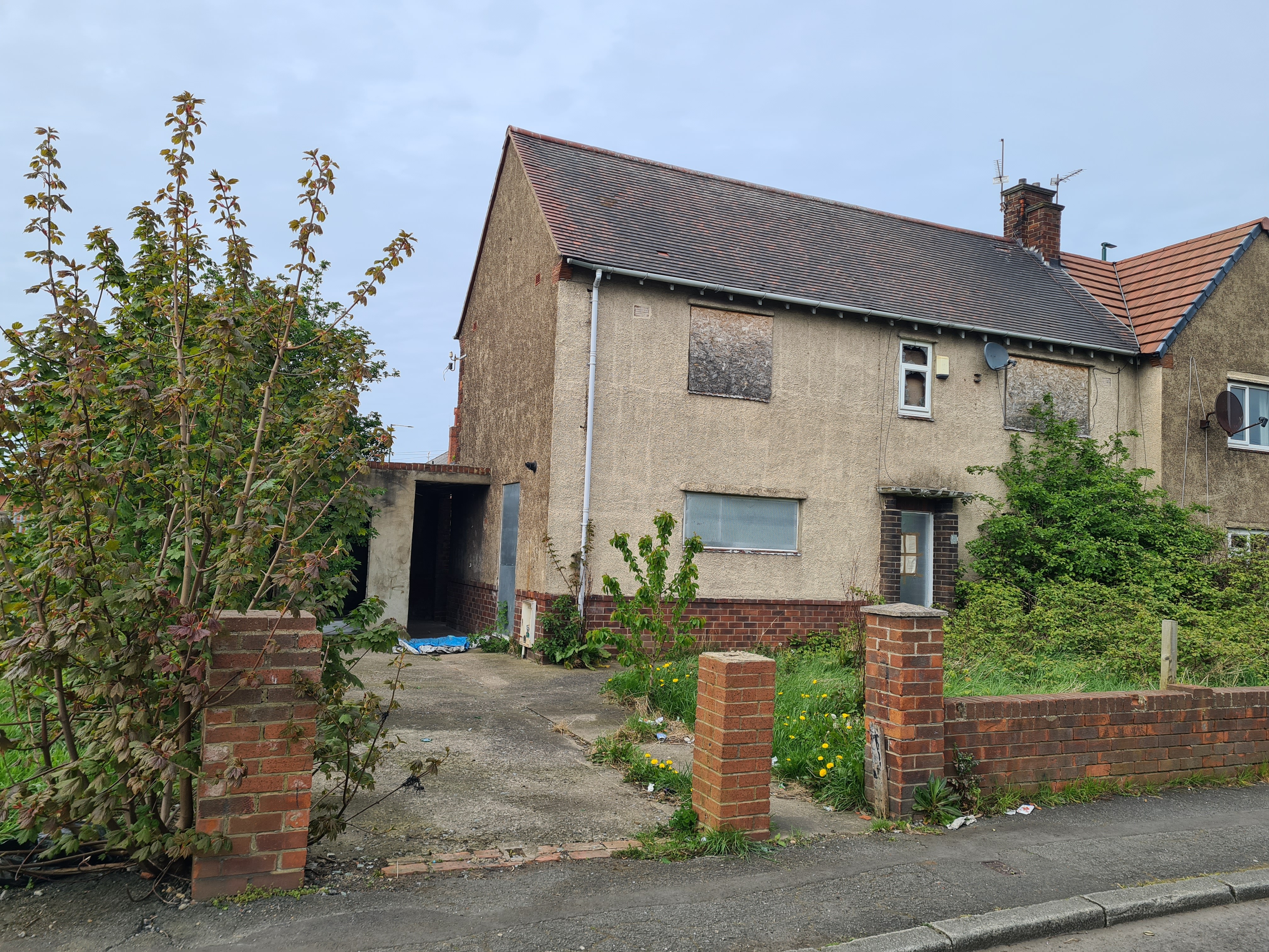 VACANT - Freehold Semi-Detached House
