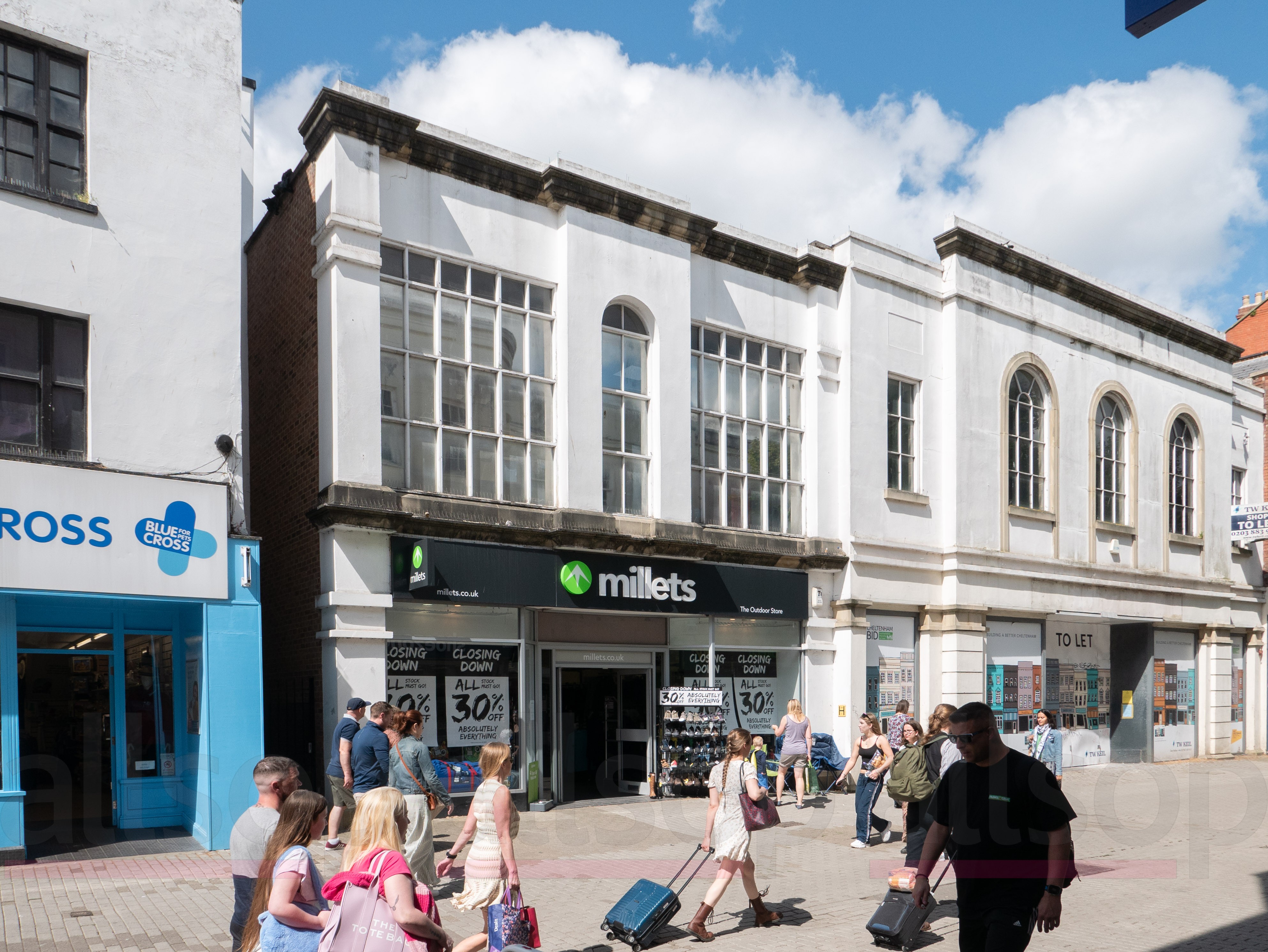 Well located Freehold Shop Investment