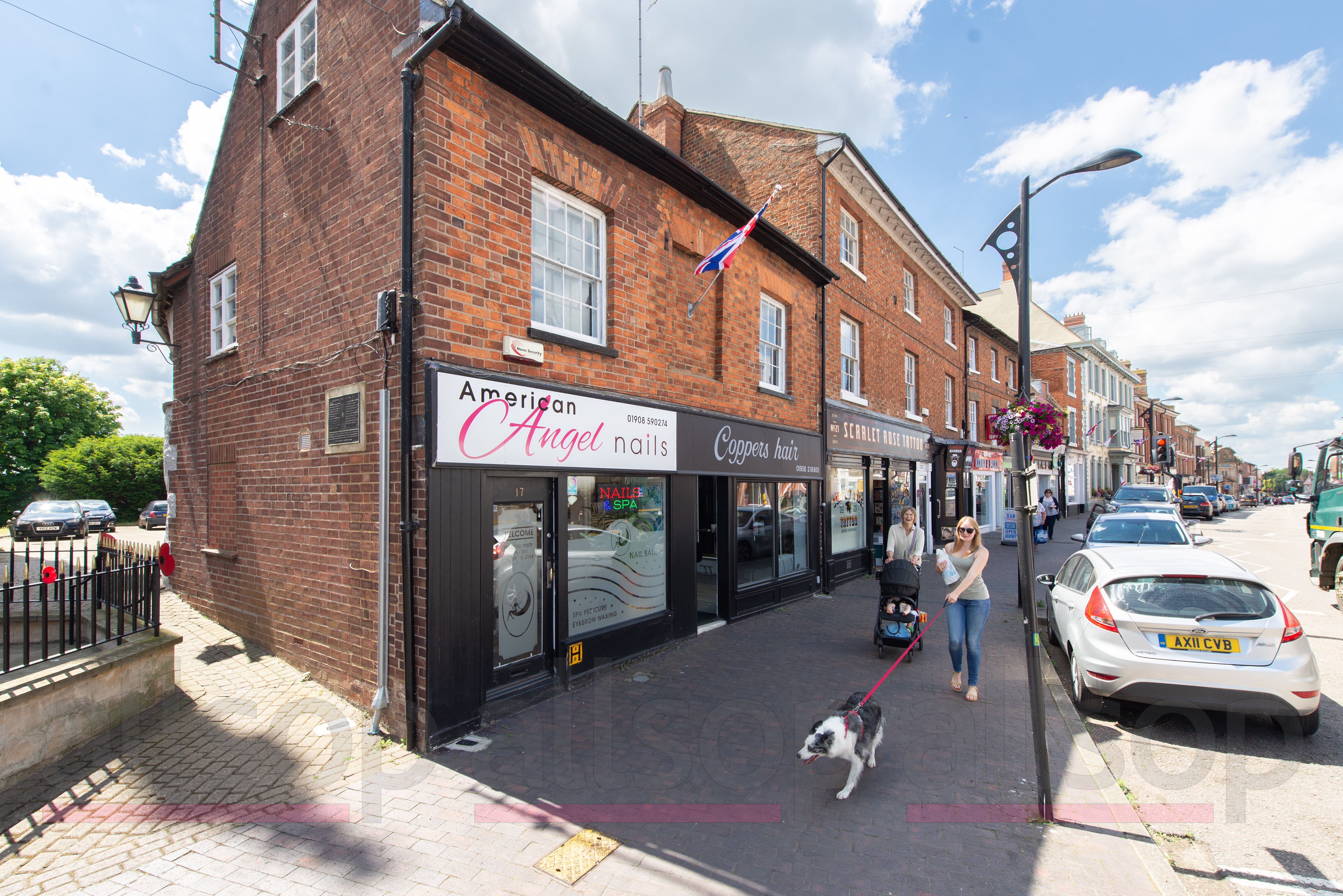 Attractive Freehold Retail Parade and Residential Ground Rent Investment 