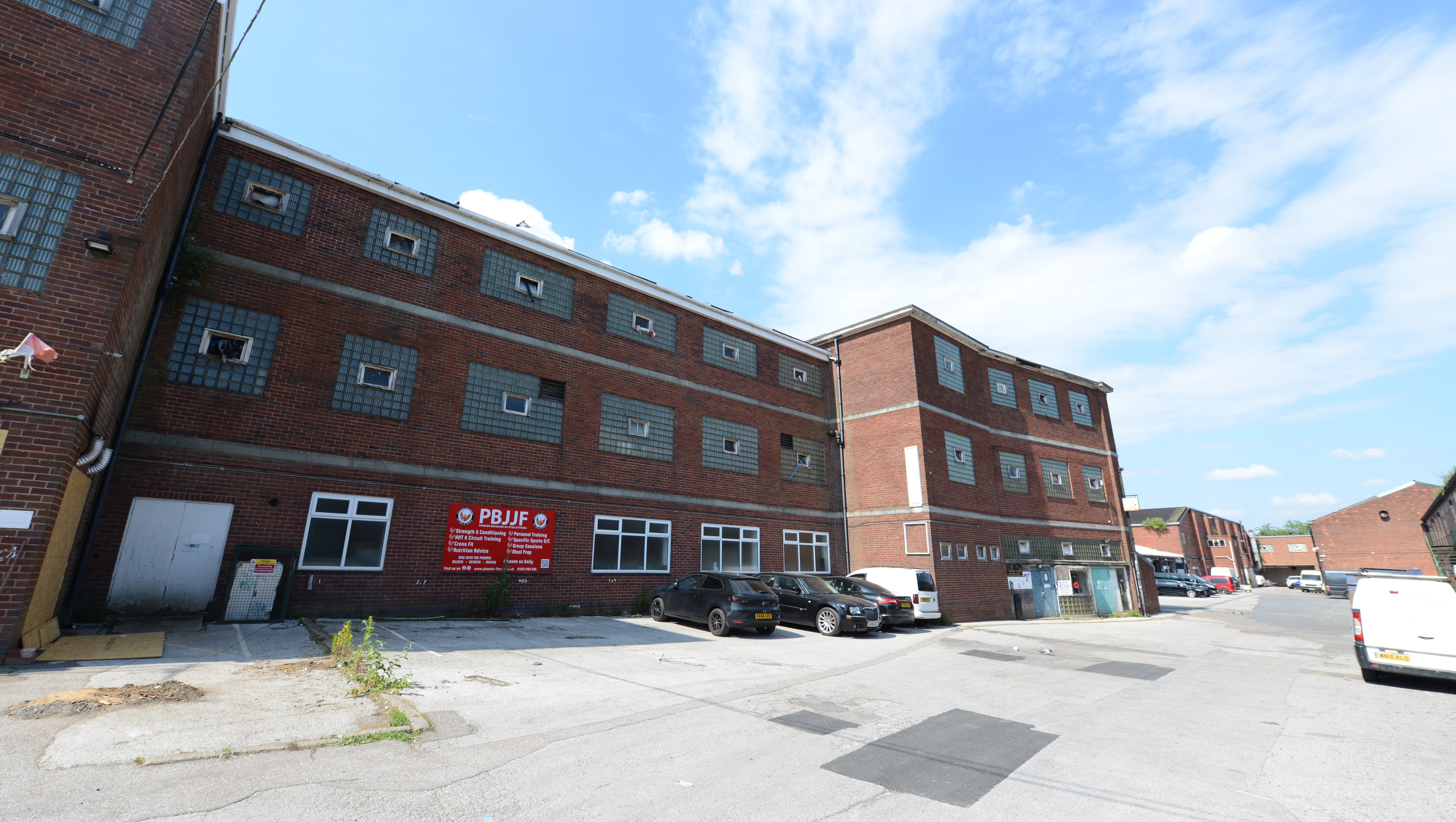 Mixed-use Freehold Warehouse Investment and Development Opportunity (STP)