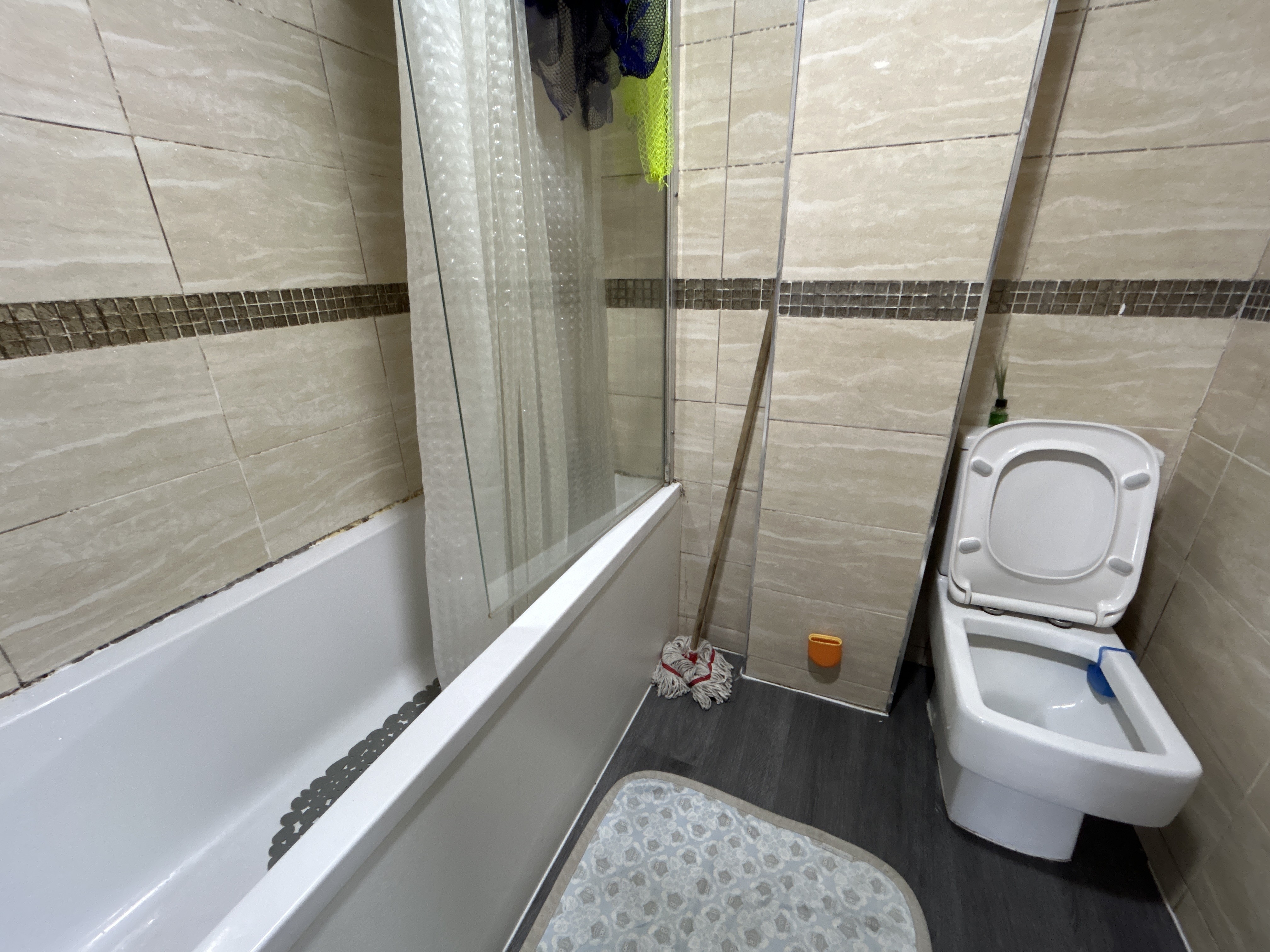INVESTMENT -  Leasehold Self Contained Ground Floor Flat