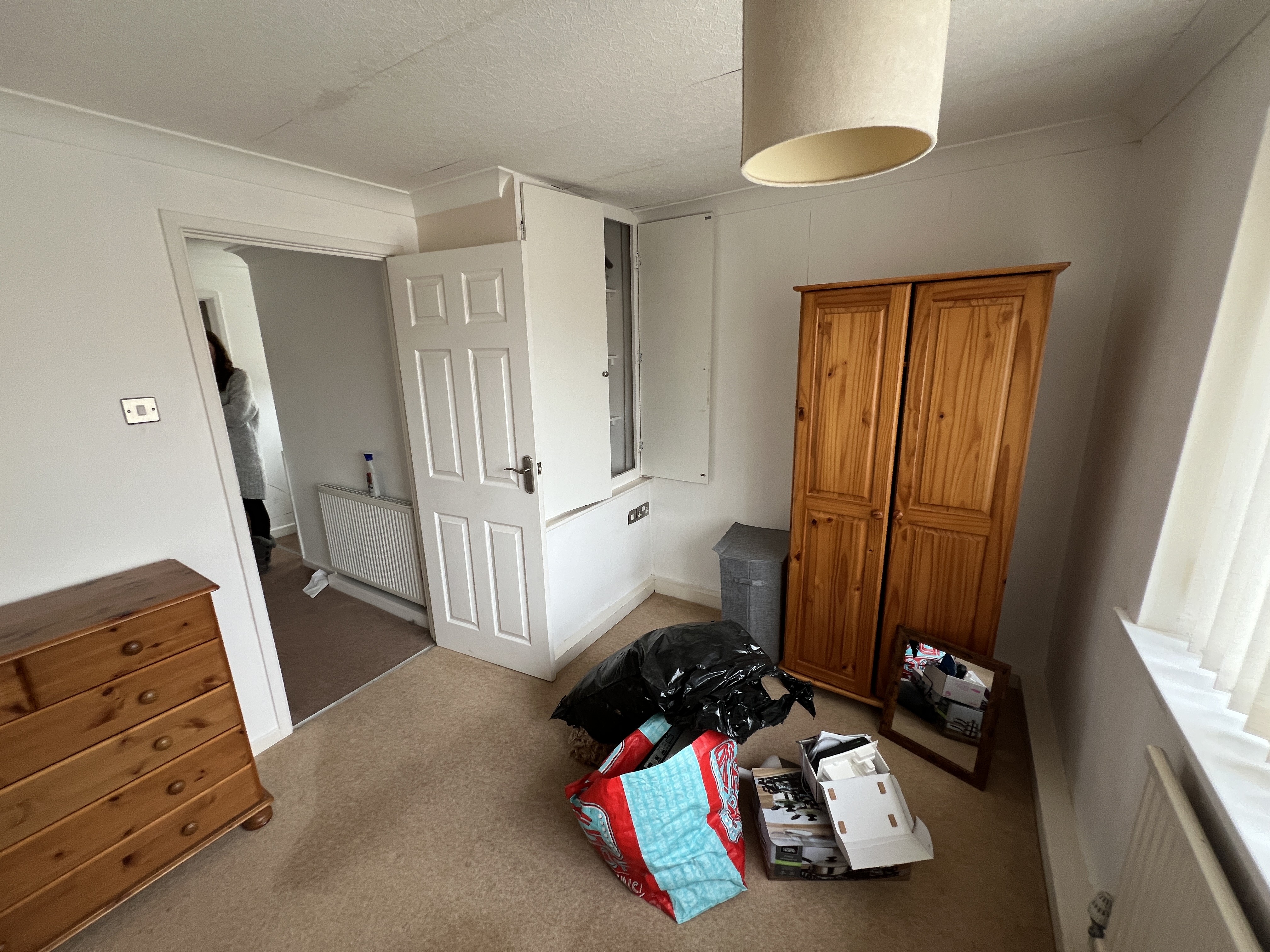 VACANT - Leasehold Self Contained First Floor Flat