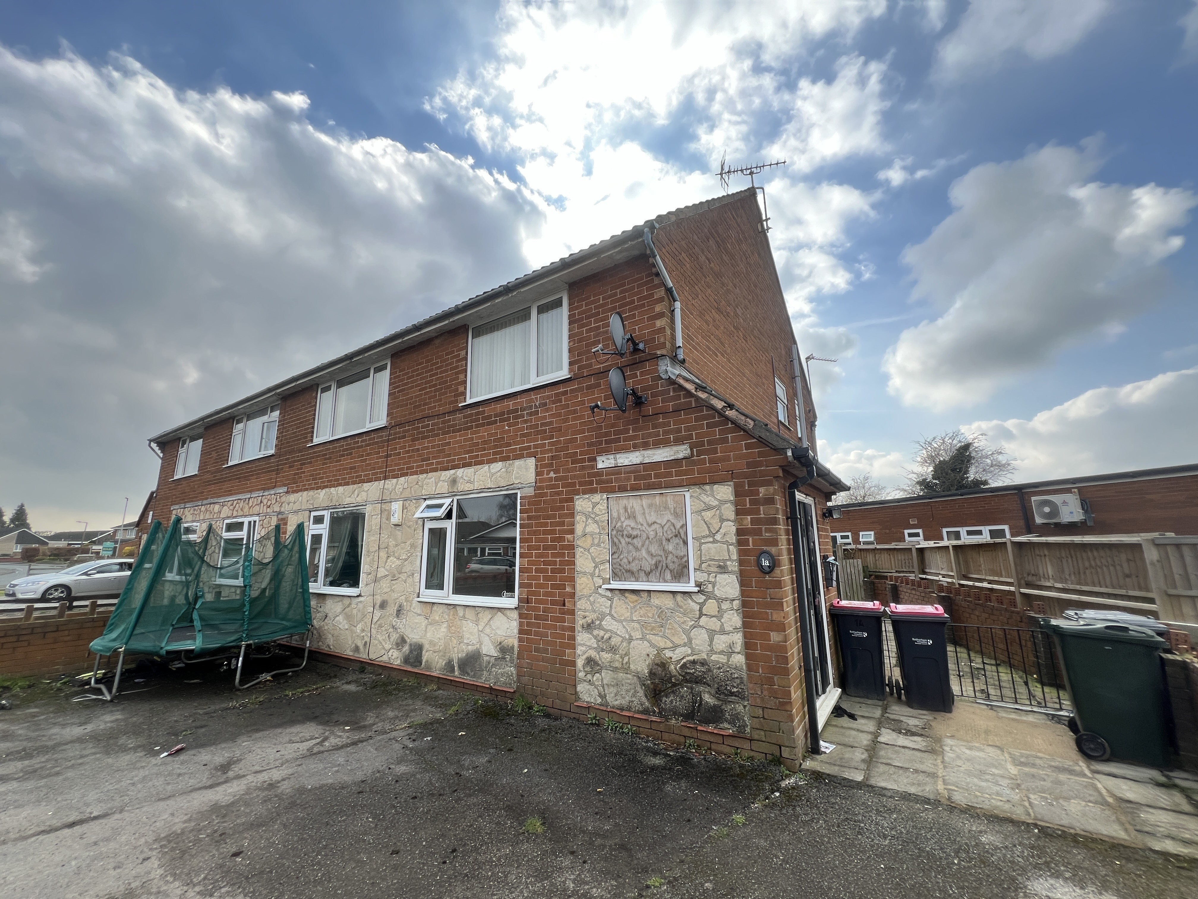 VACANT - Leasehold Self Contained First Floor Flat