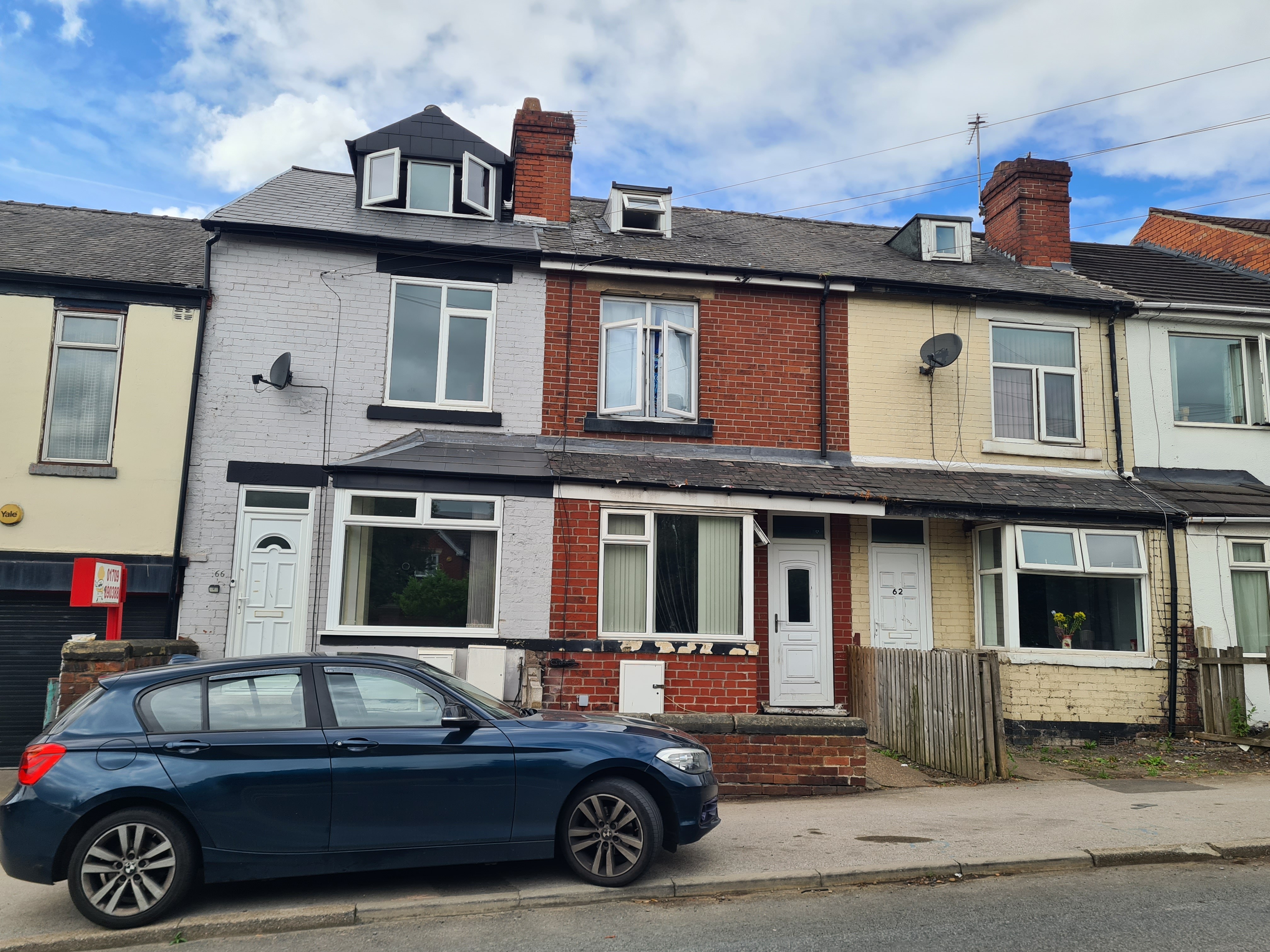 Freehold Mid Terrace House