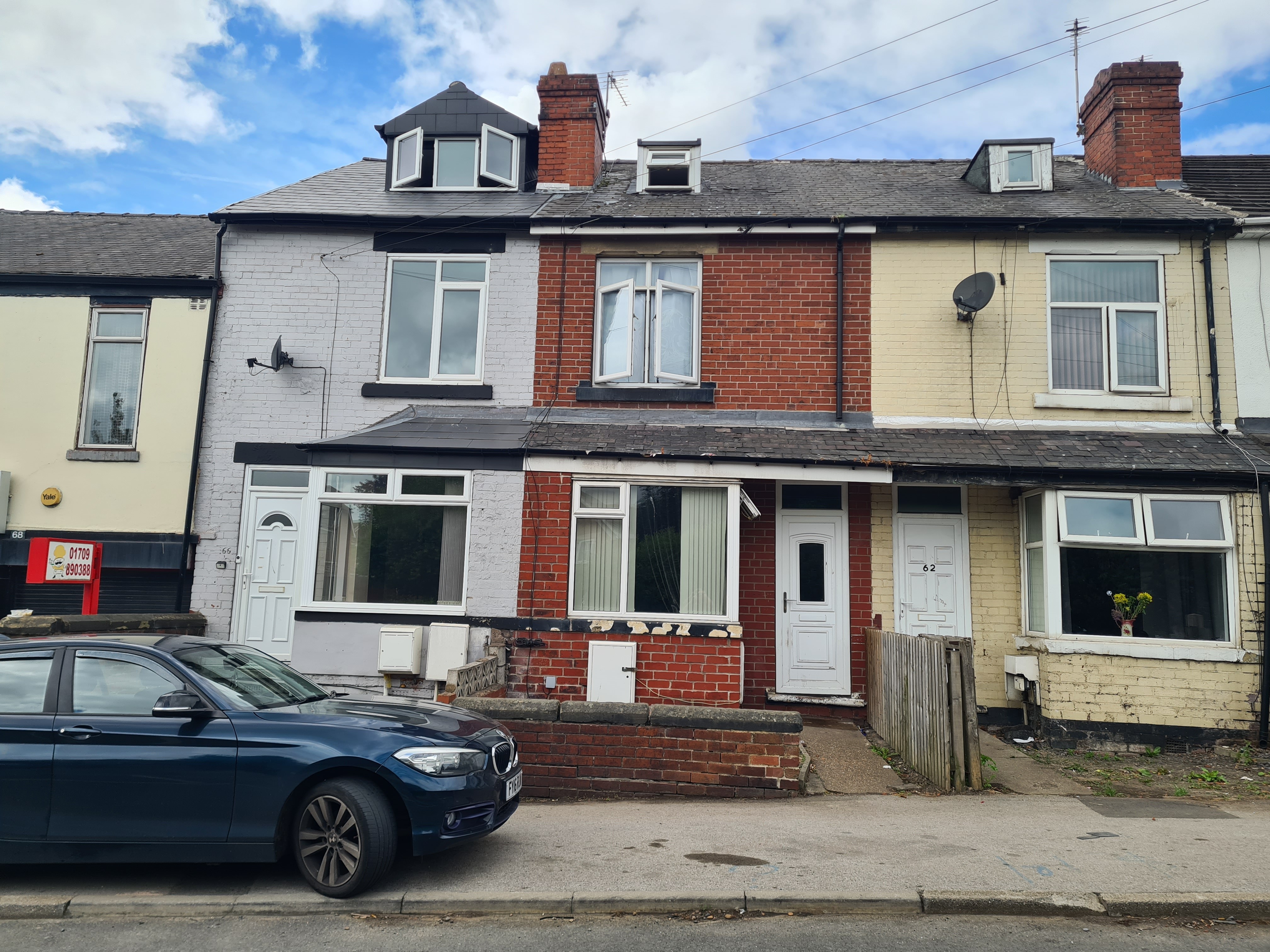 Freehold Mid Terrace House