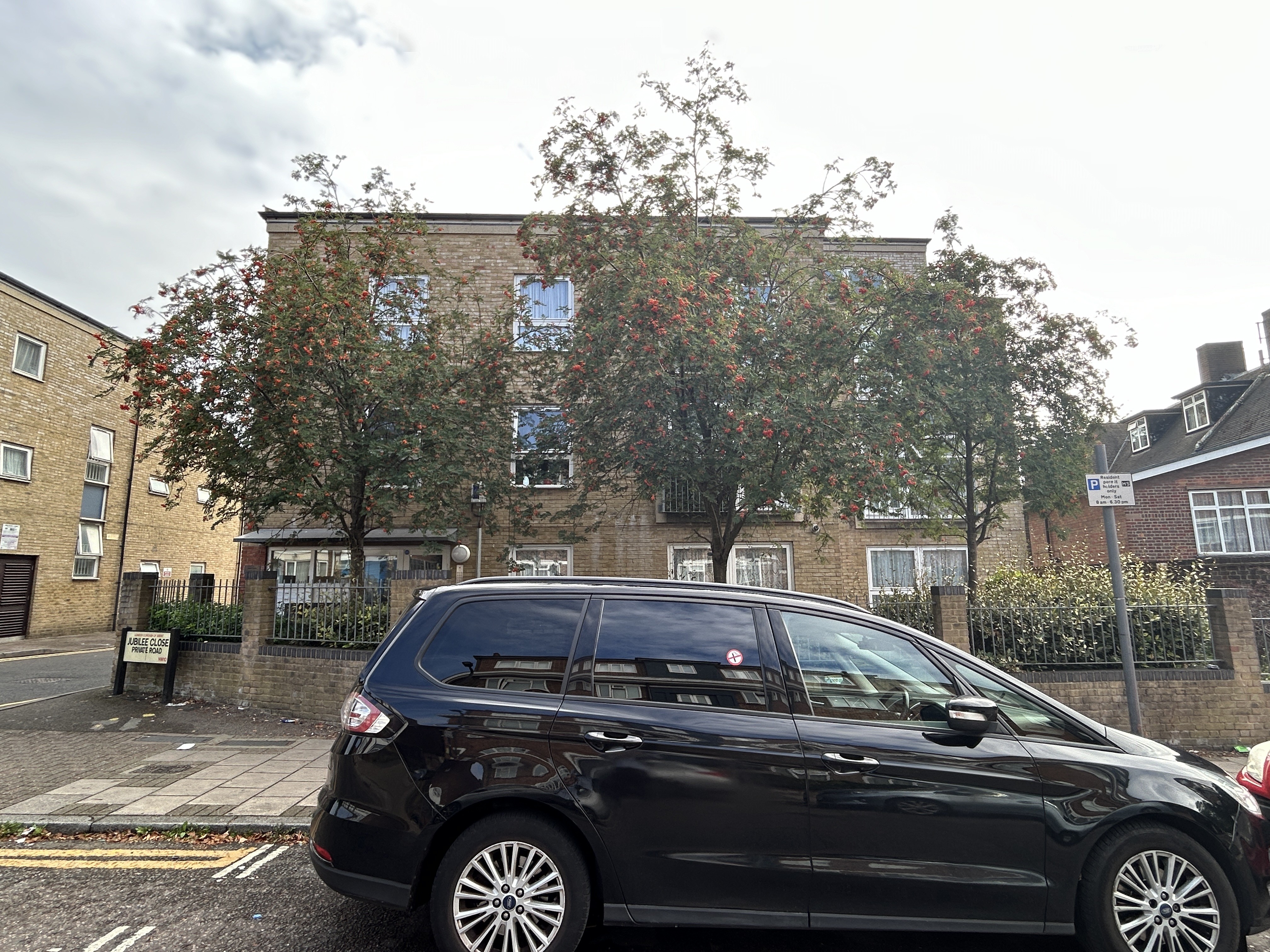 INVESTMENT - Leasehold Self Contained Ground Floor Flat