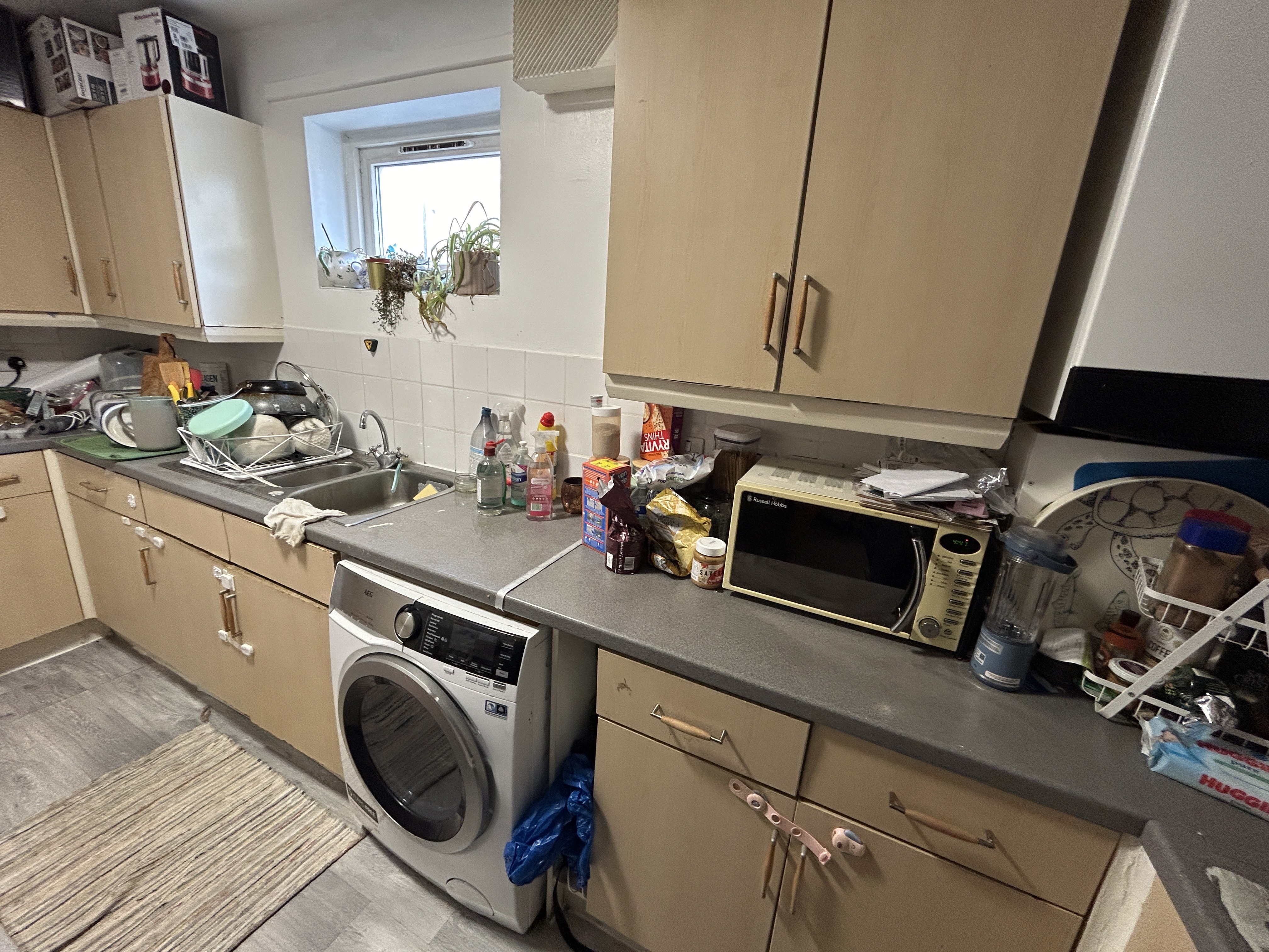INVESTMENT - Leasehold Self Contained Ground Floor Flat