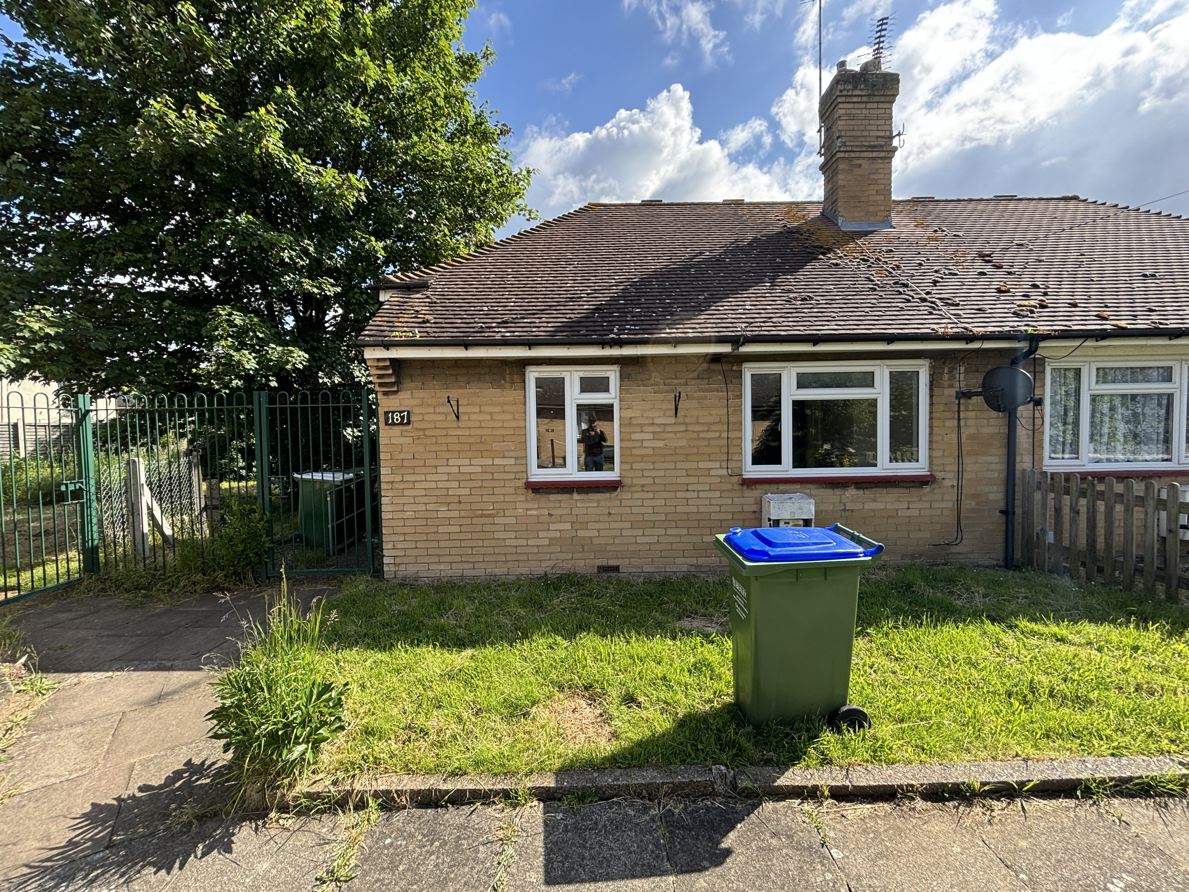 VACANT - Freehold Semi Detached Bungalow 