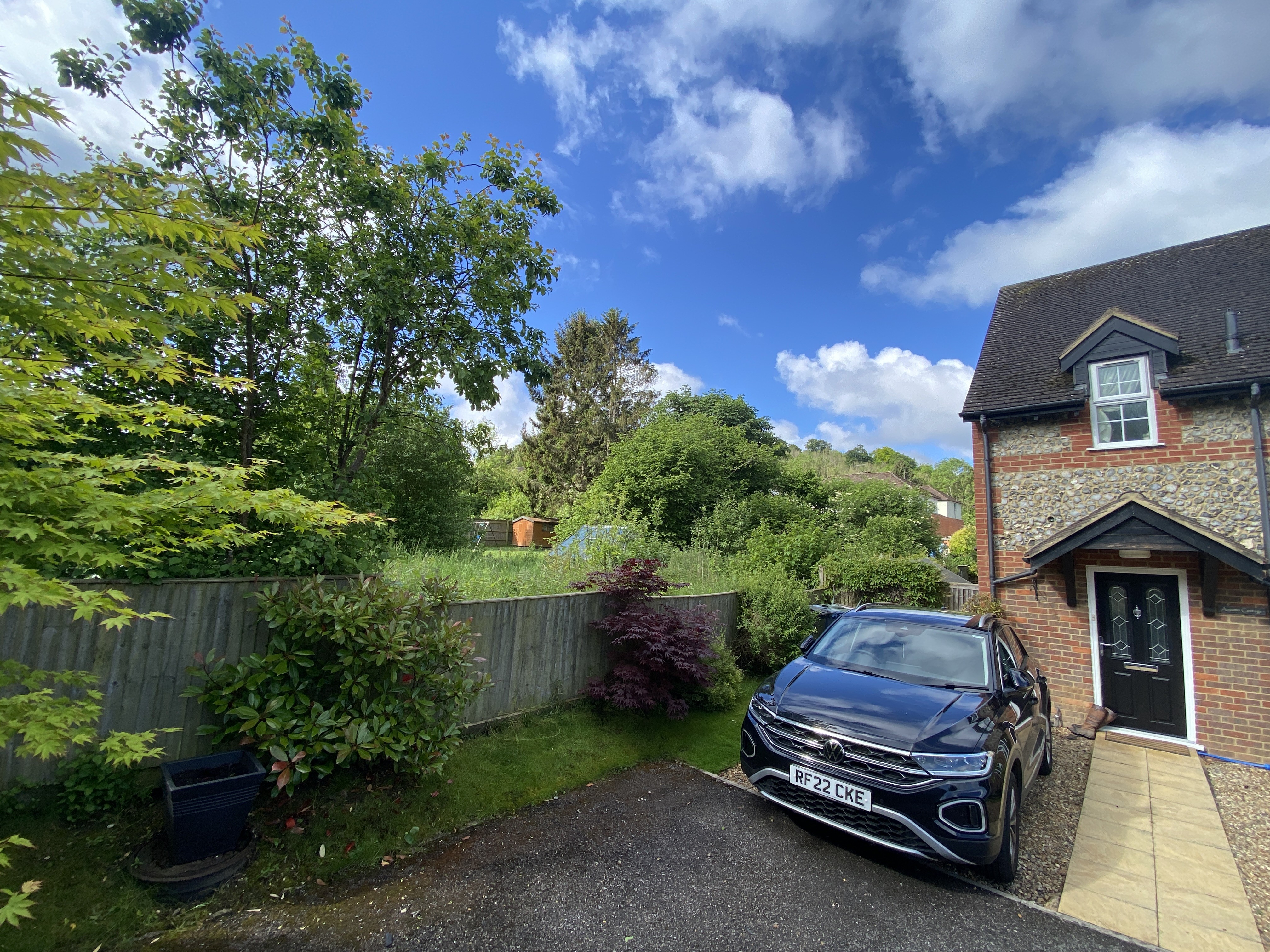 VACANT - Freehold Land with Planning Permission 