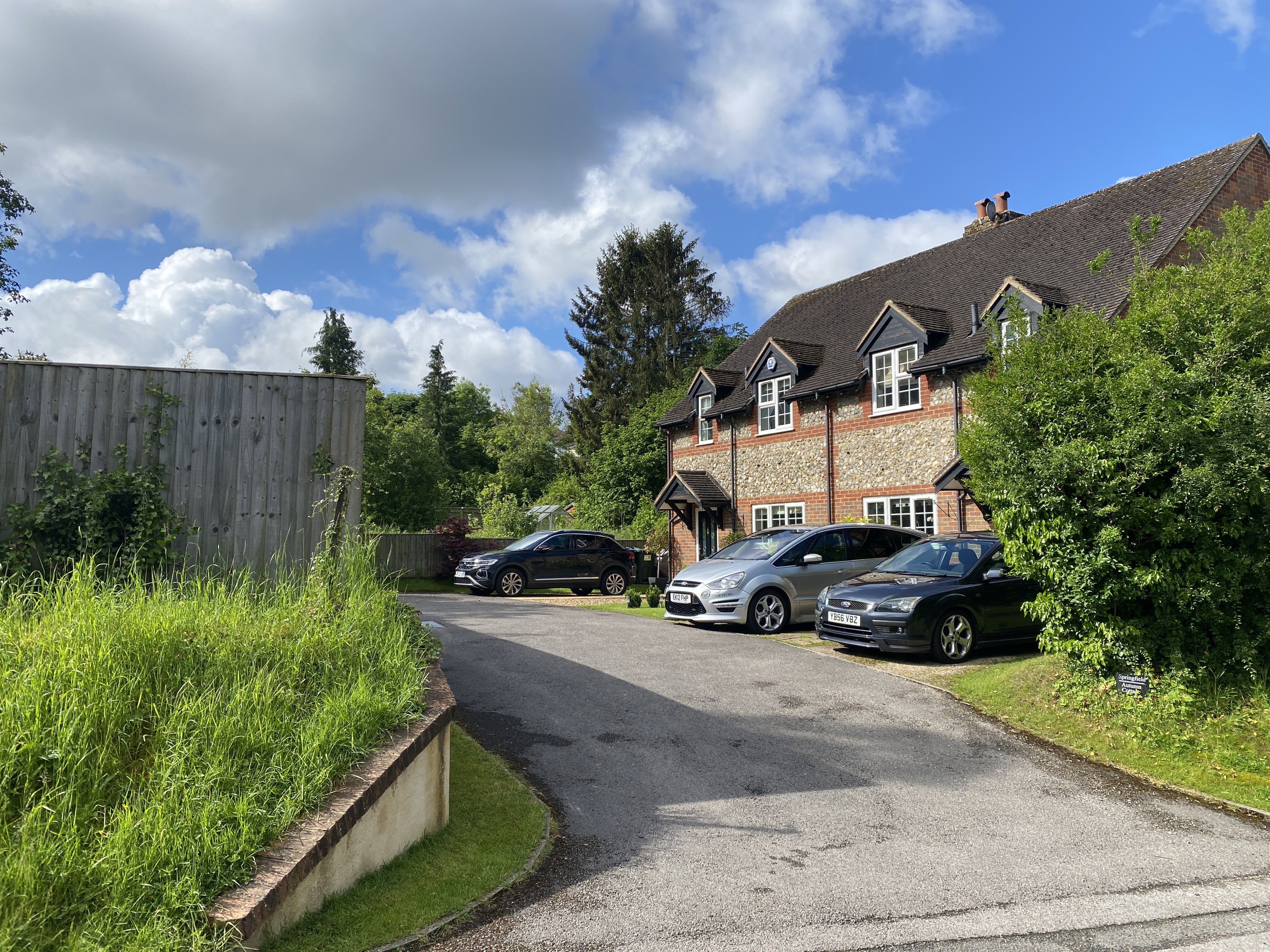 VACANT - Freehold Land with Planning Permission 