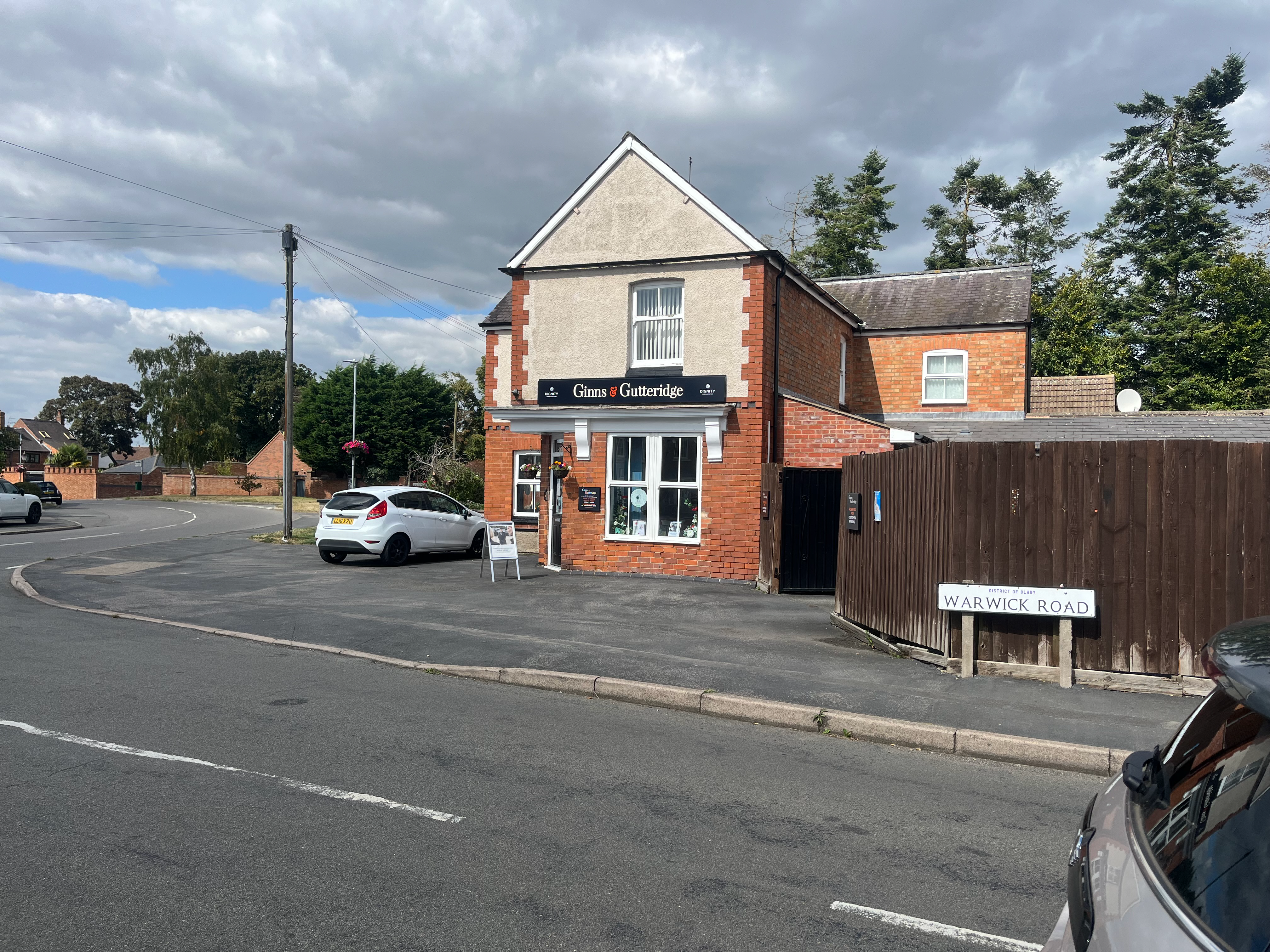 VACANT - Leasehold Self Contained First Floor Flat