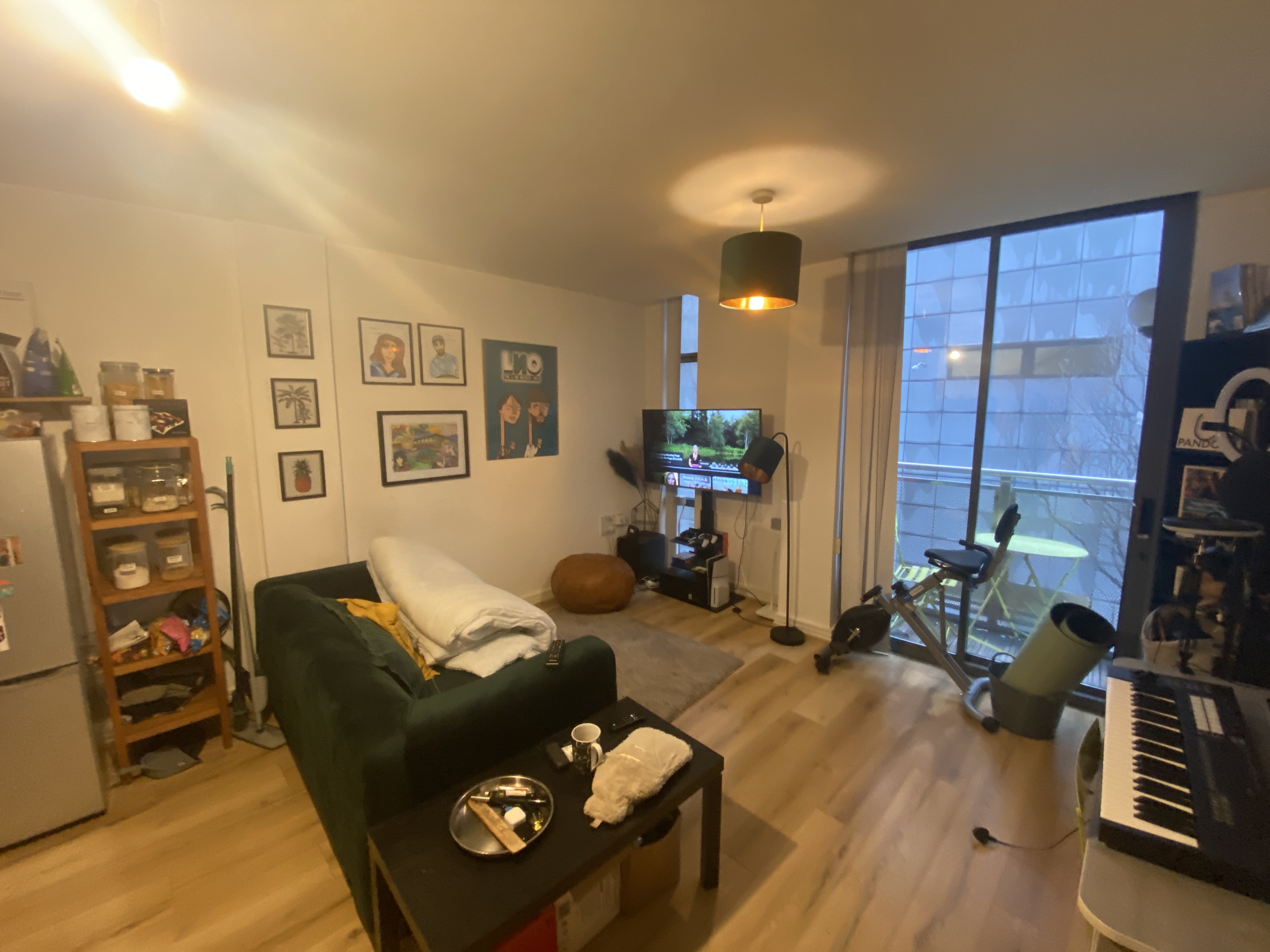 INVESTMENT - Leasehold Self Contained First Floor Flat