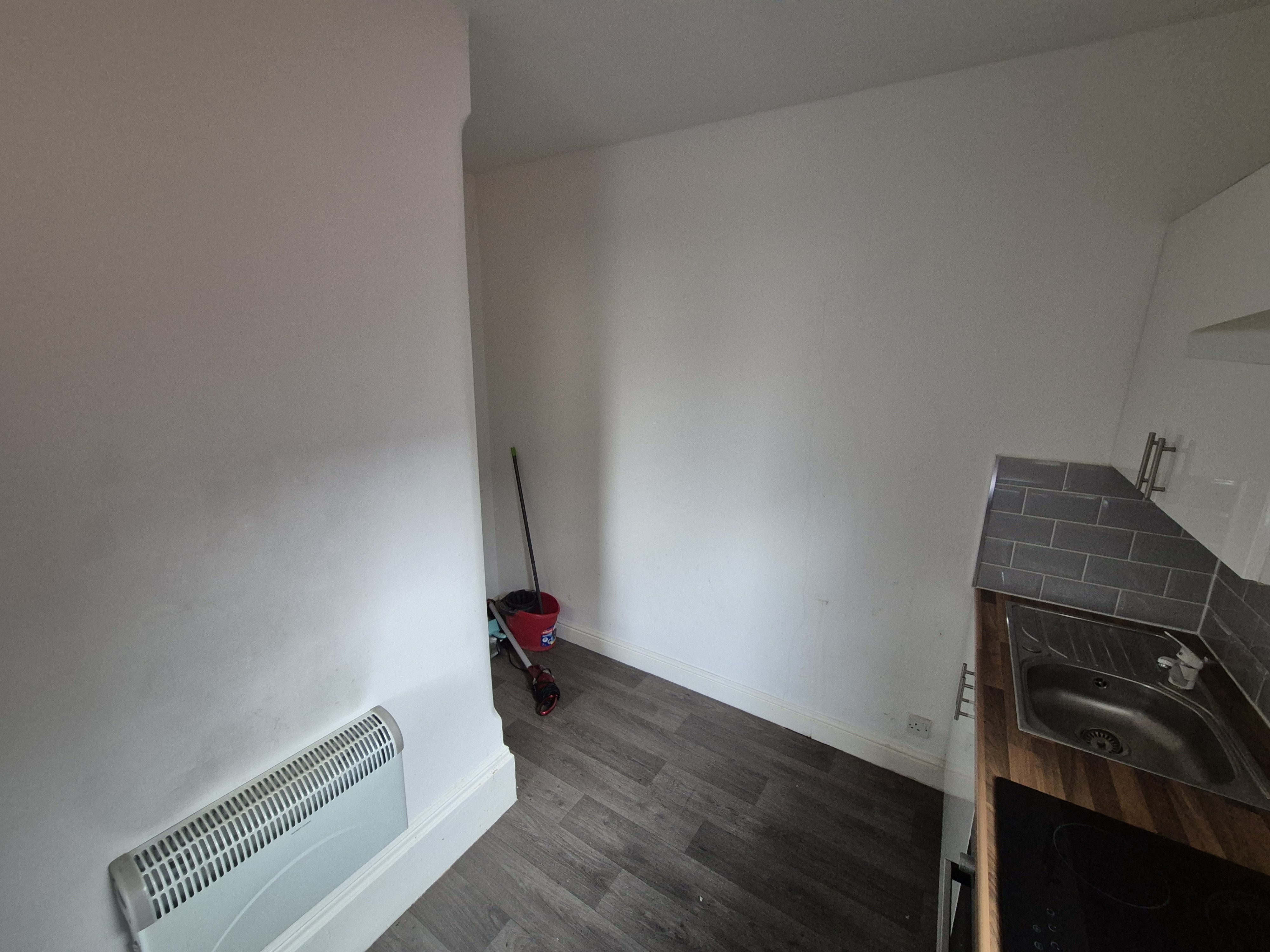 VACANT - Leasehold Self Contained First Floor Flat