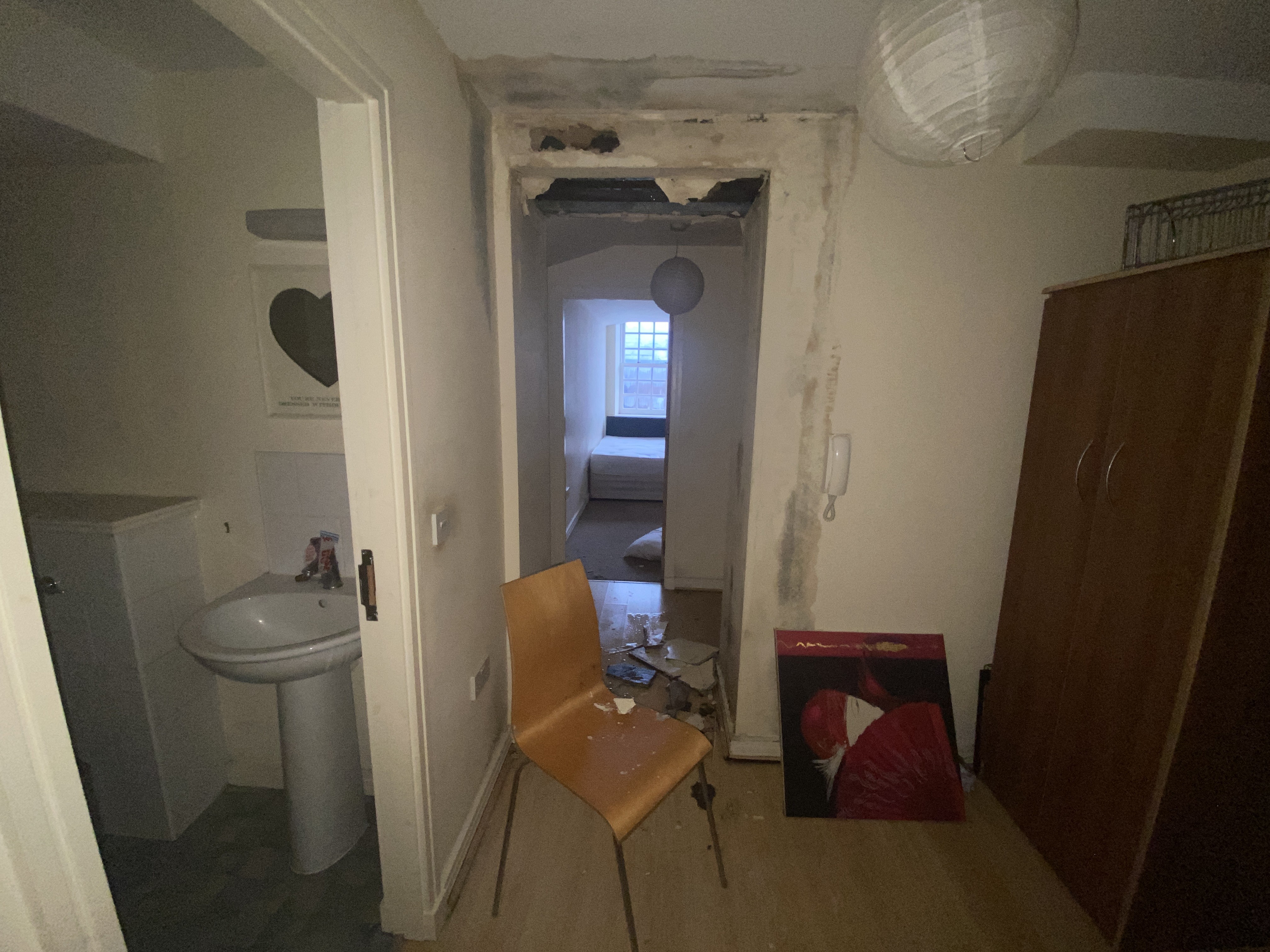 VACANT - Leasehold Self Contained Third Floor Flat