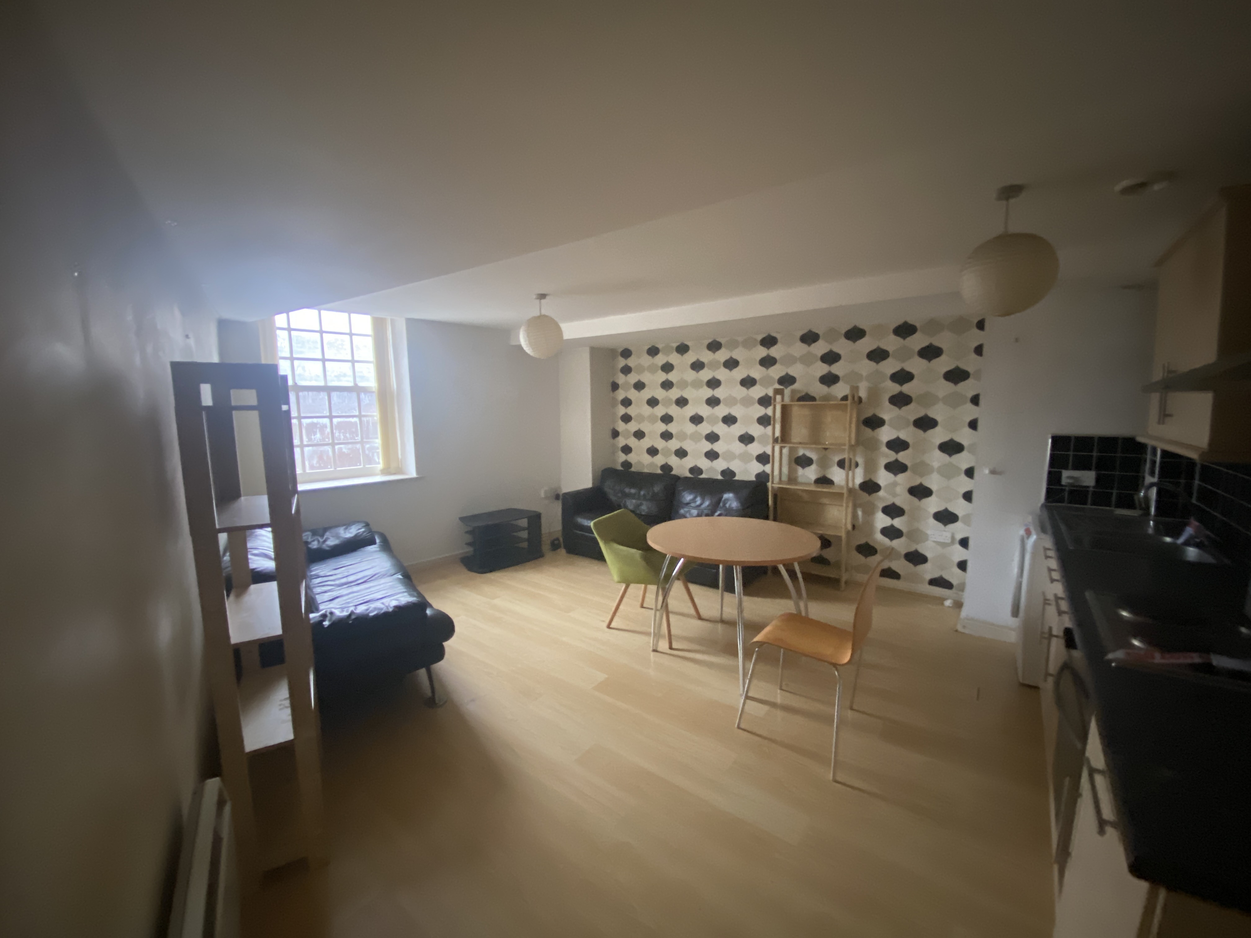 VACANT - Leasehold Self Contained Third Floor Flat