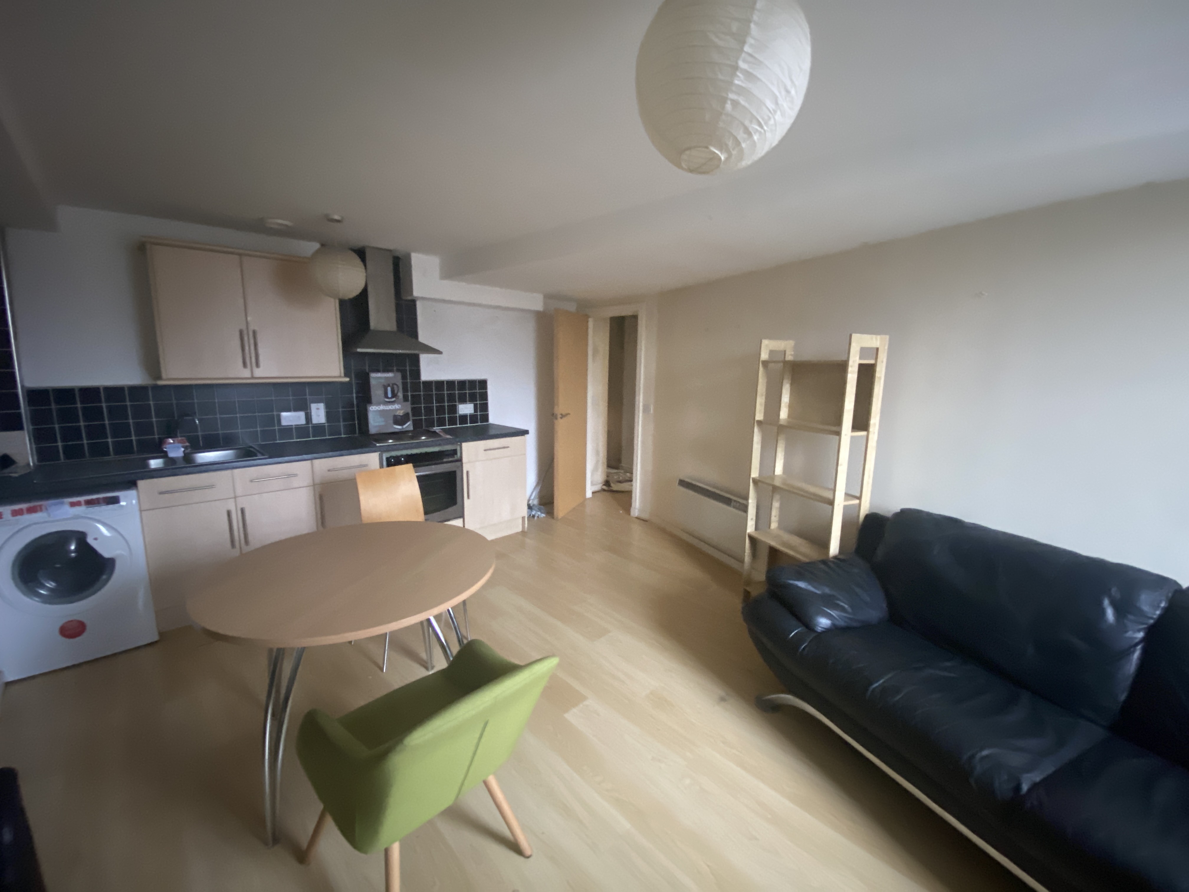 VACANT - Leasehold Self Contained Third Floor Flat
