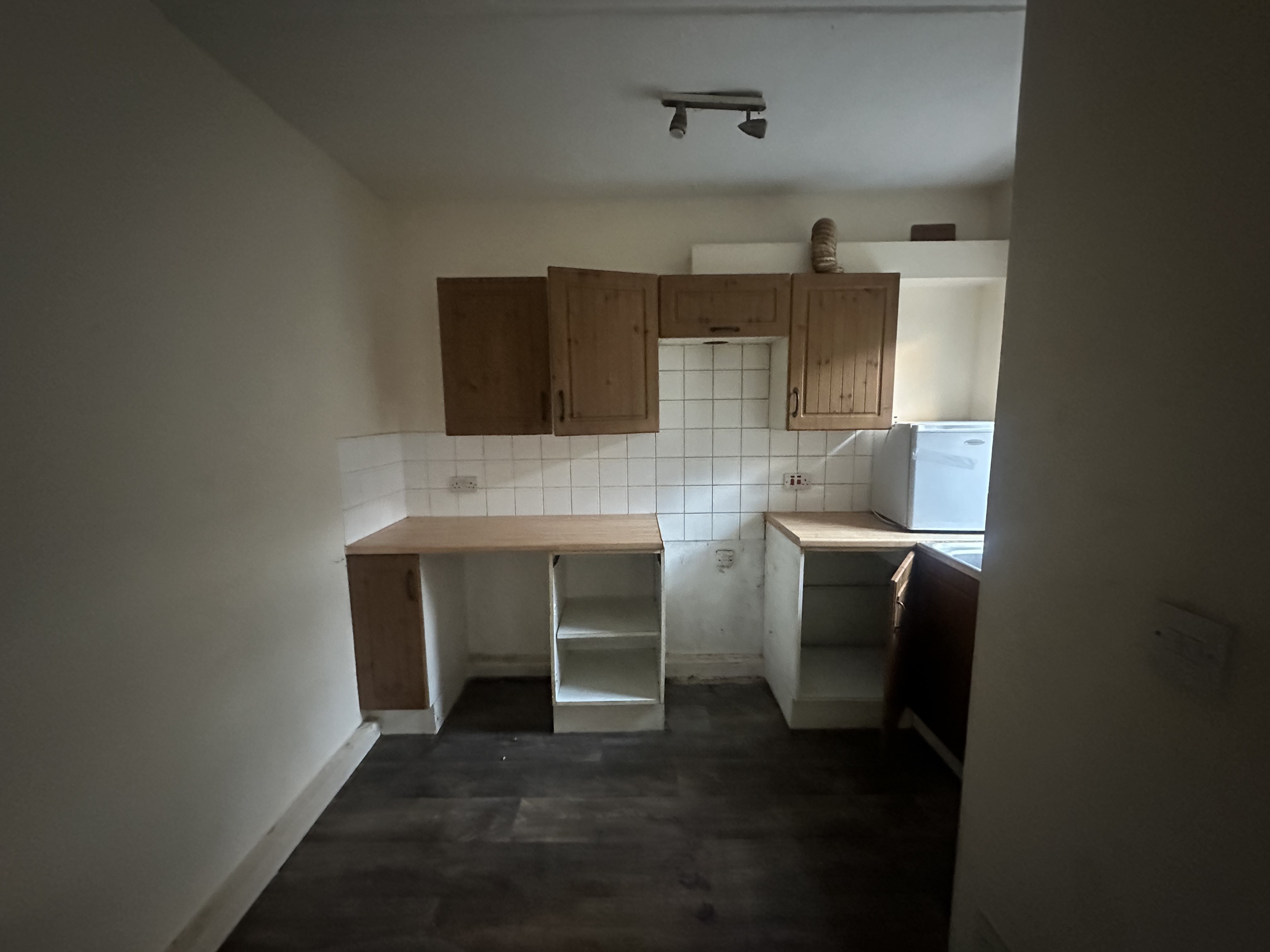 Long Leasehold Self Contained Ground Floor Flat