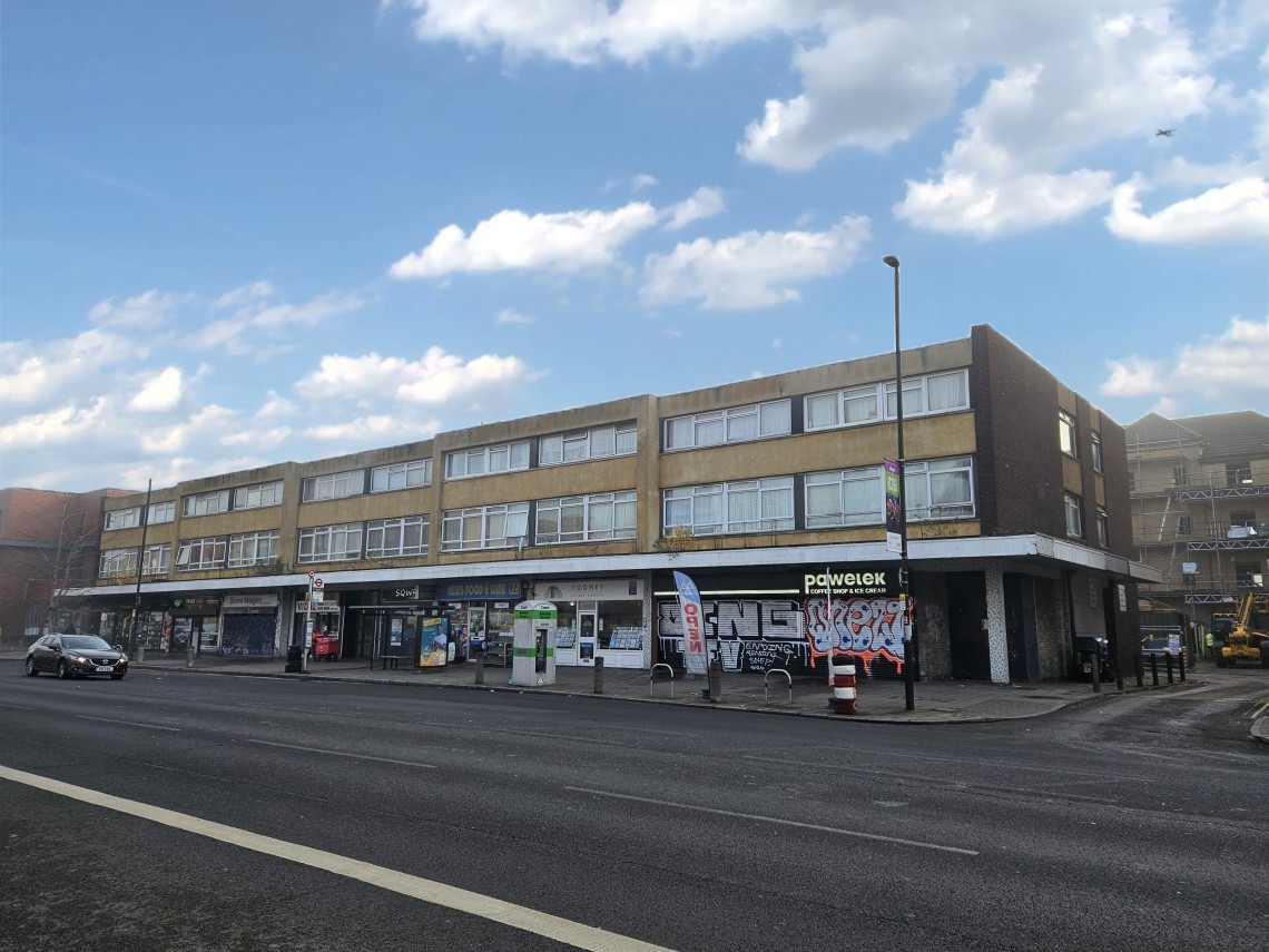 INVESTMENT - Leasehold Self Contained Purpose Built Second Floor Flat