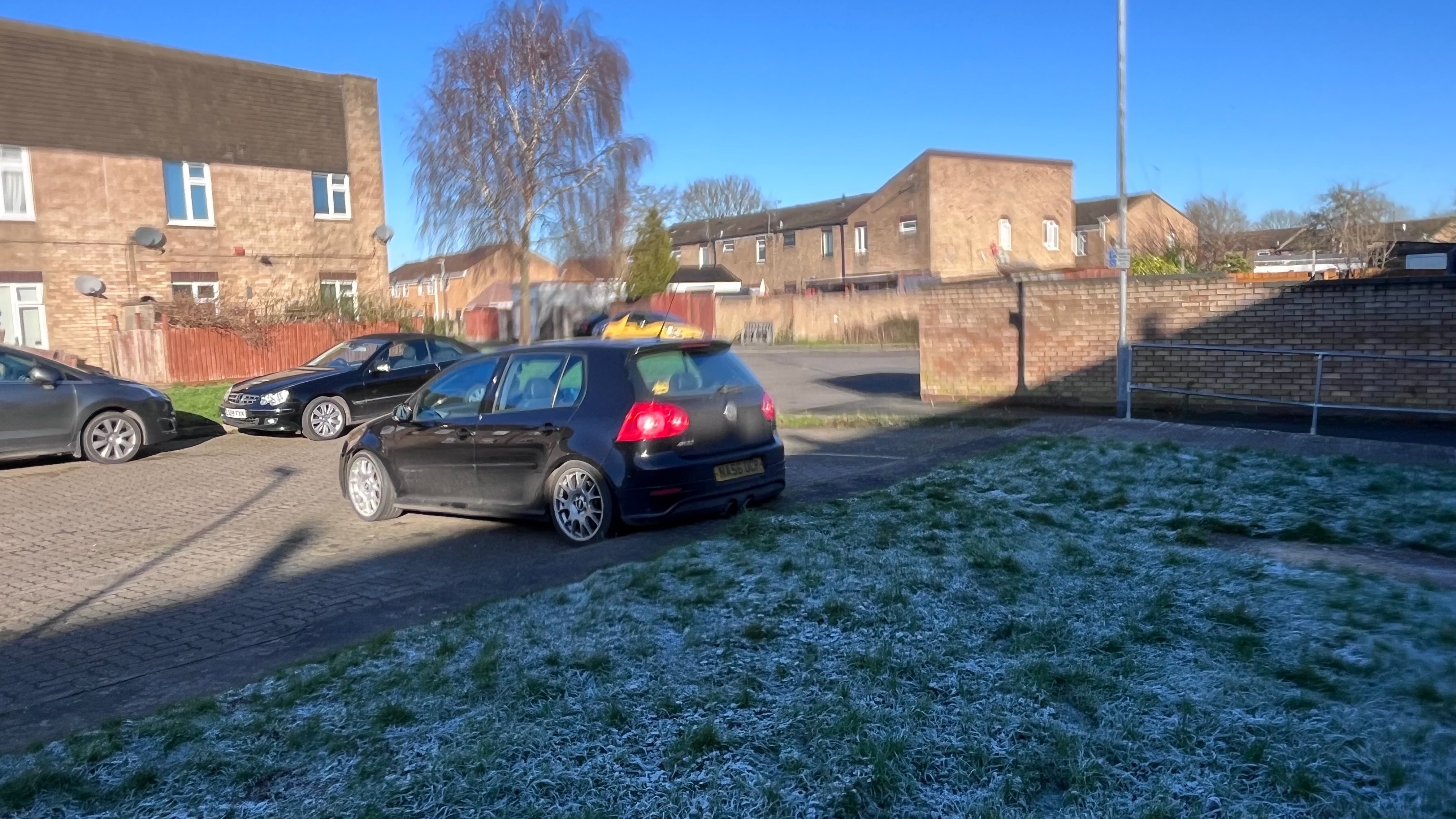 VACANT - Leasehold Self Contained First Floor Flat 