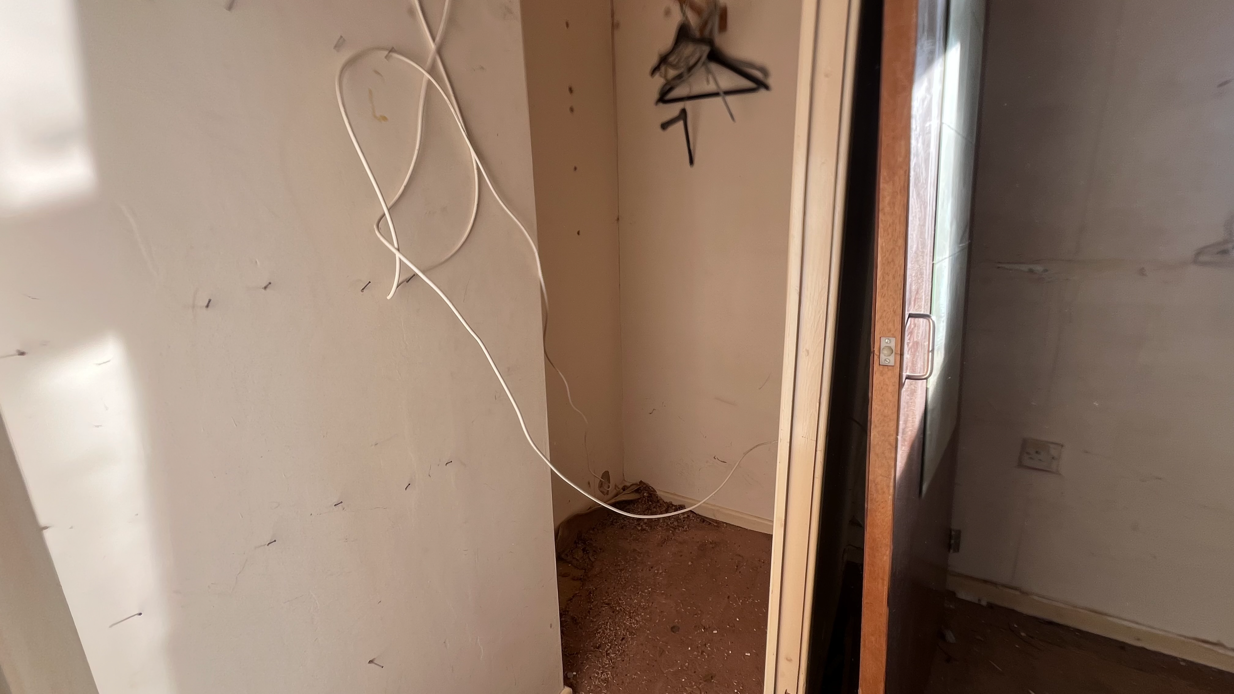 VACANT - Leasehold Self Contained First Floor Flat 