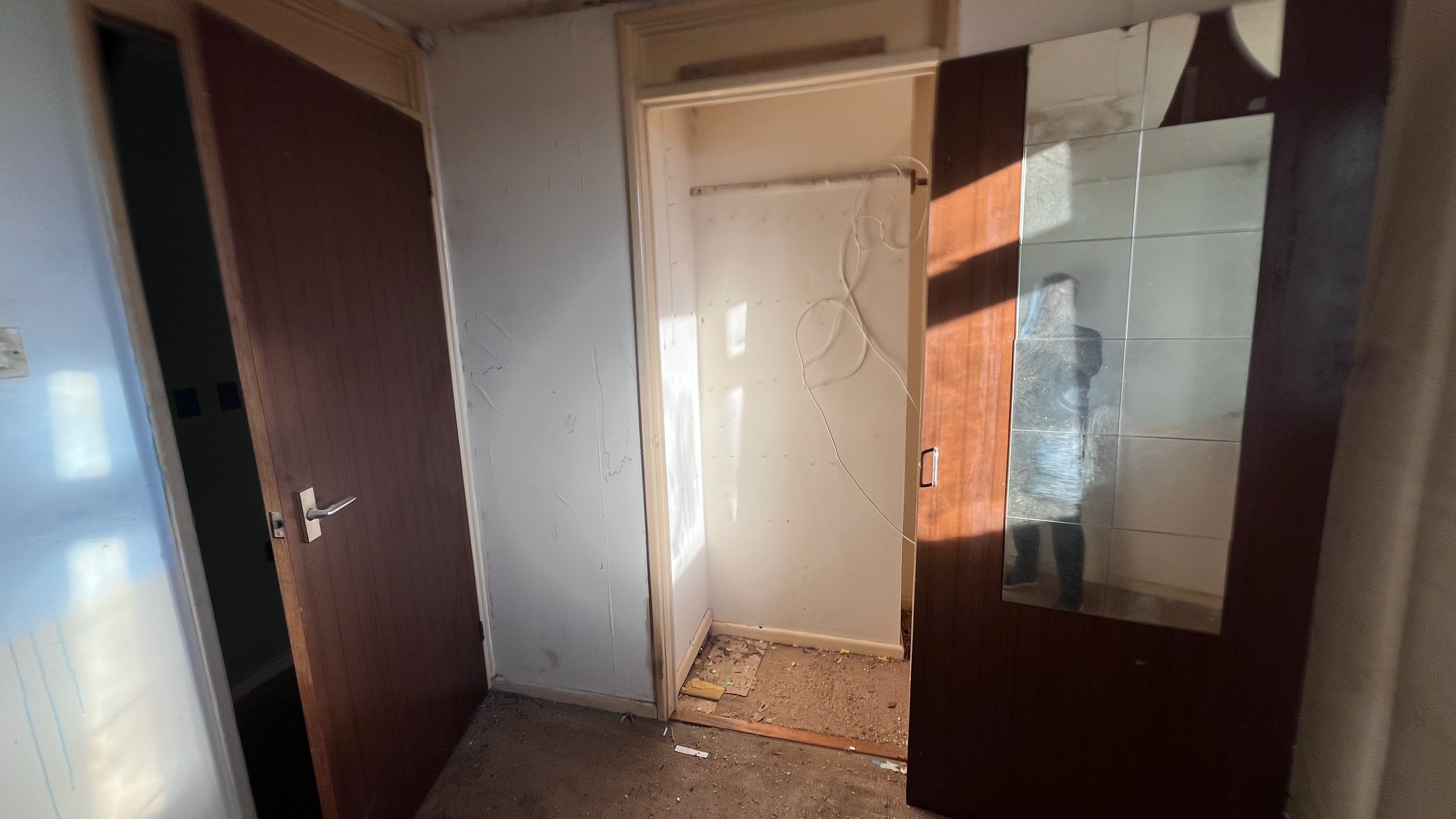 VACANT - Leasehold Self Contained First Floor Flat 