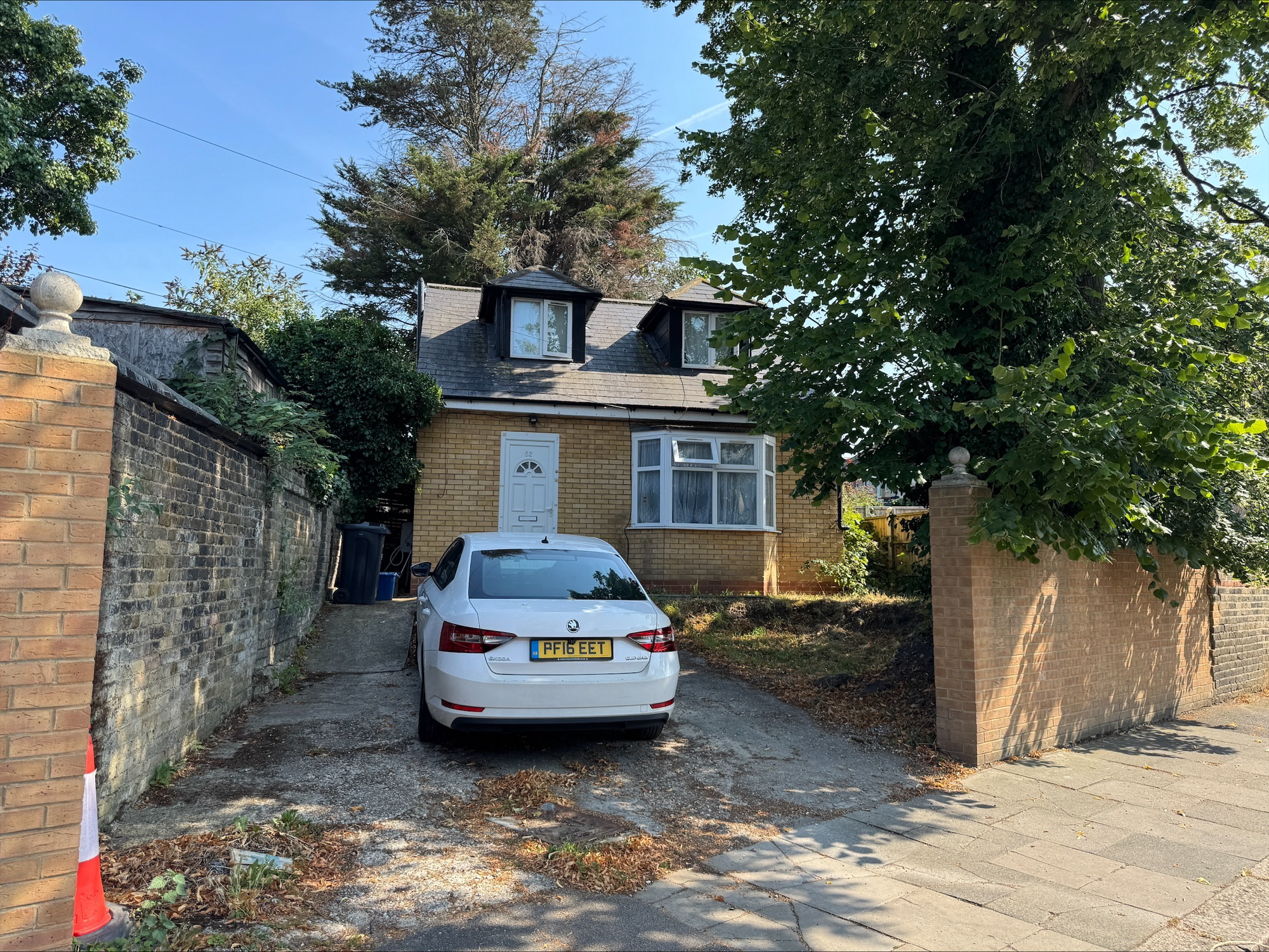 INVESTMENT - Freehold Detached House 