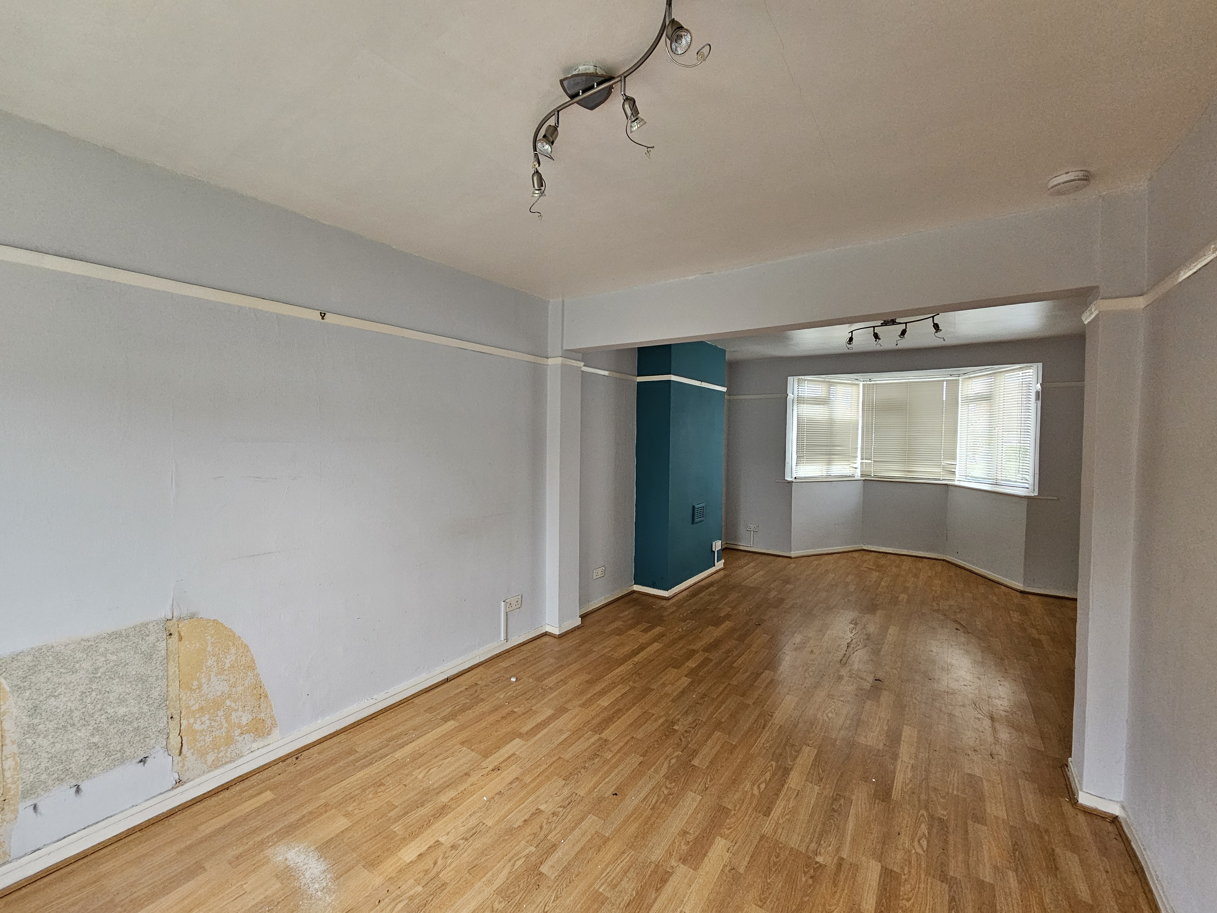 VACANT - Freehold Semi Detached House 