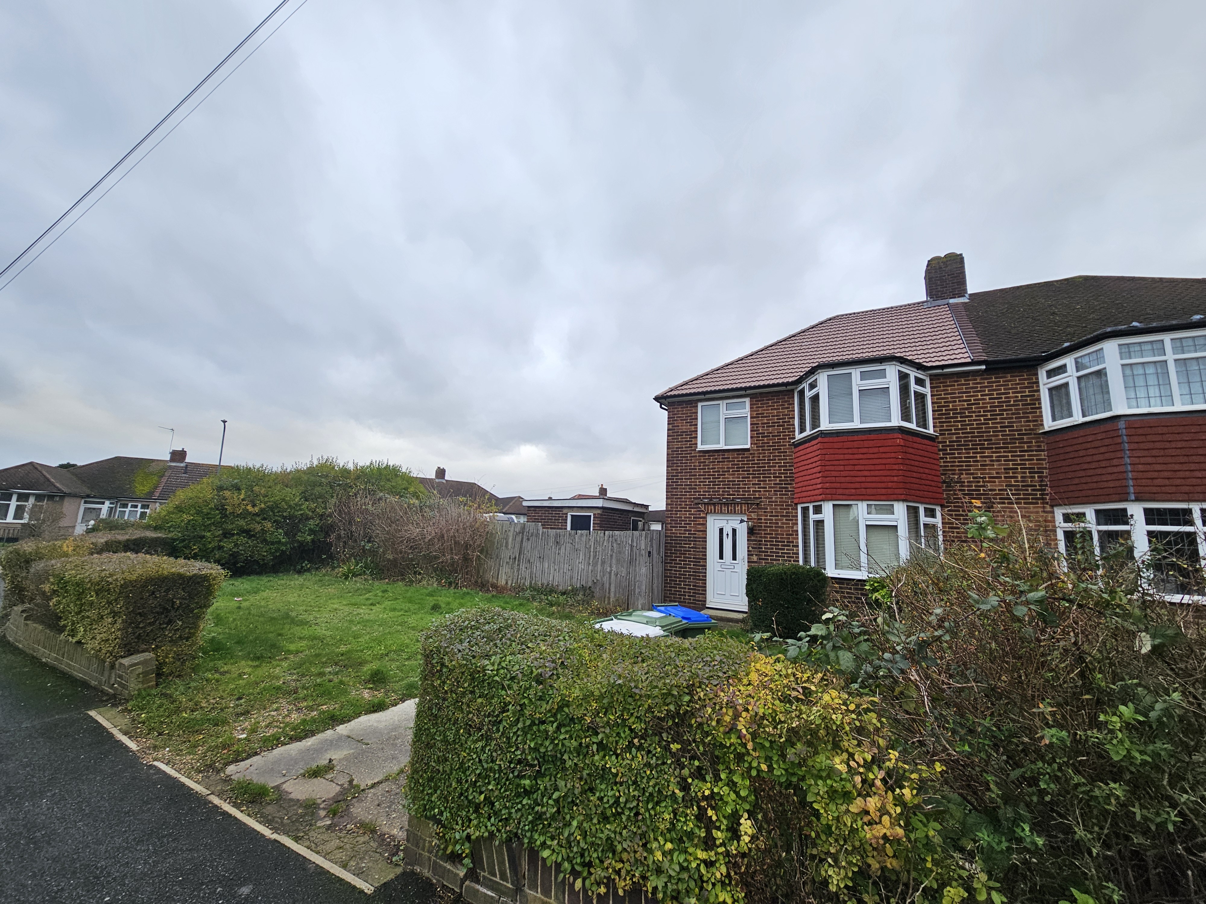 VACANT - Freehold Semi Detached House 