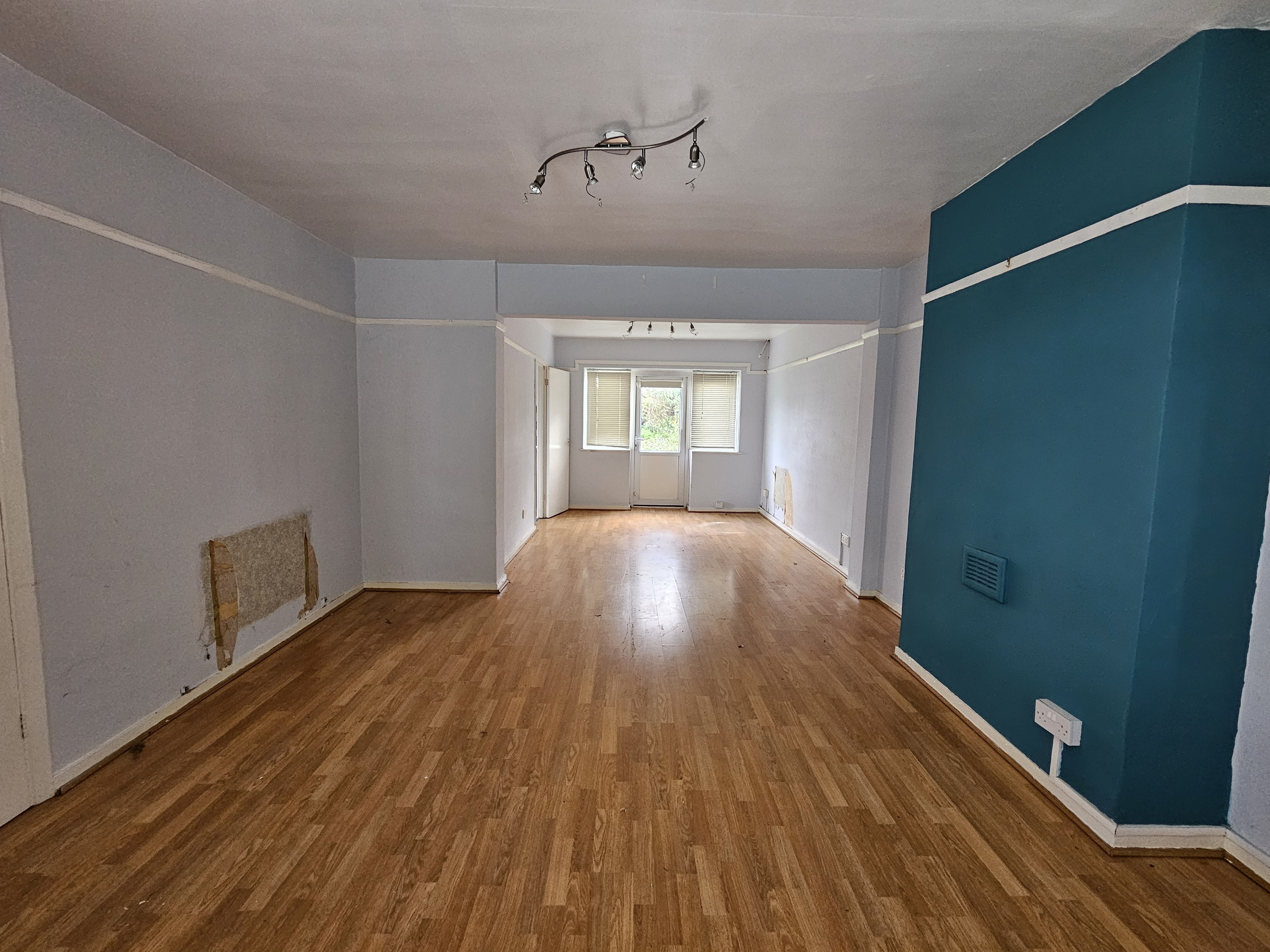 VACANT - Freehold Semi Detached House 