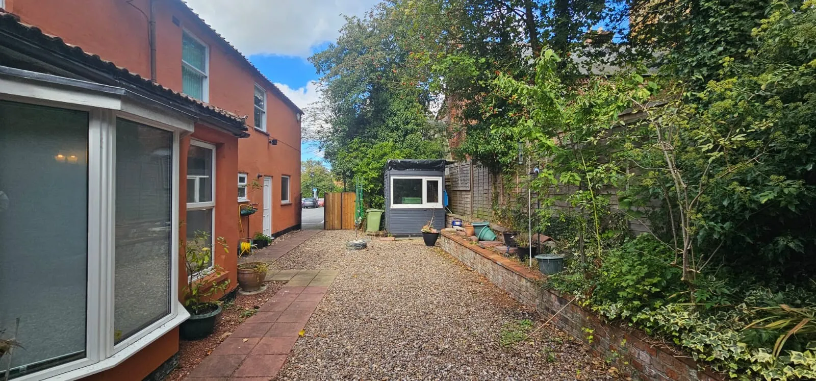VACANT - Freehold Semi-Detached House 