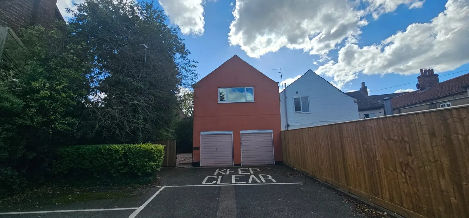 VACANT - Freehold Semi-Detached House 
