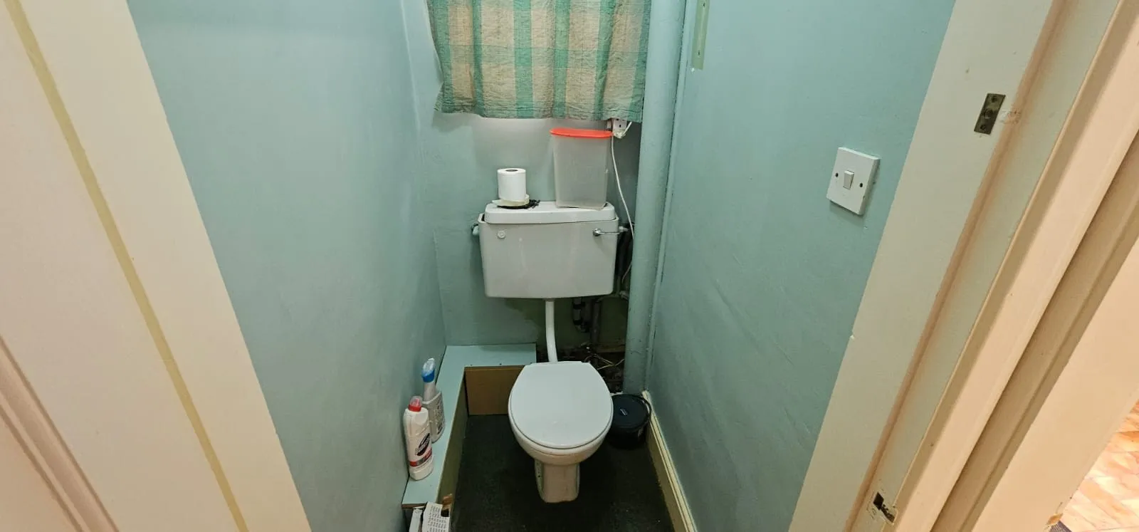 VACANT - Freehold Semi-Detached House 