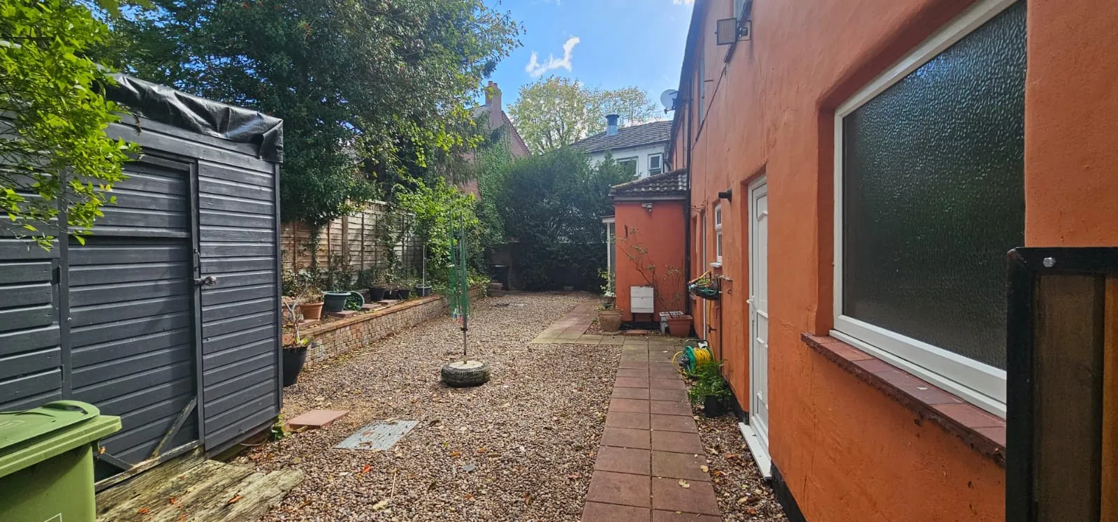 VACANT - Freehold Semi-Detached House 