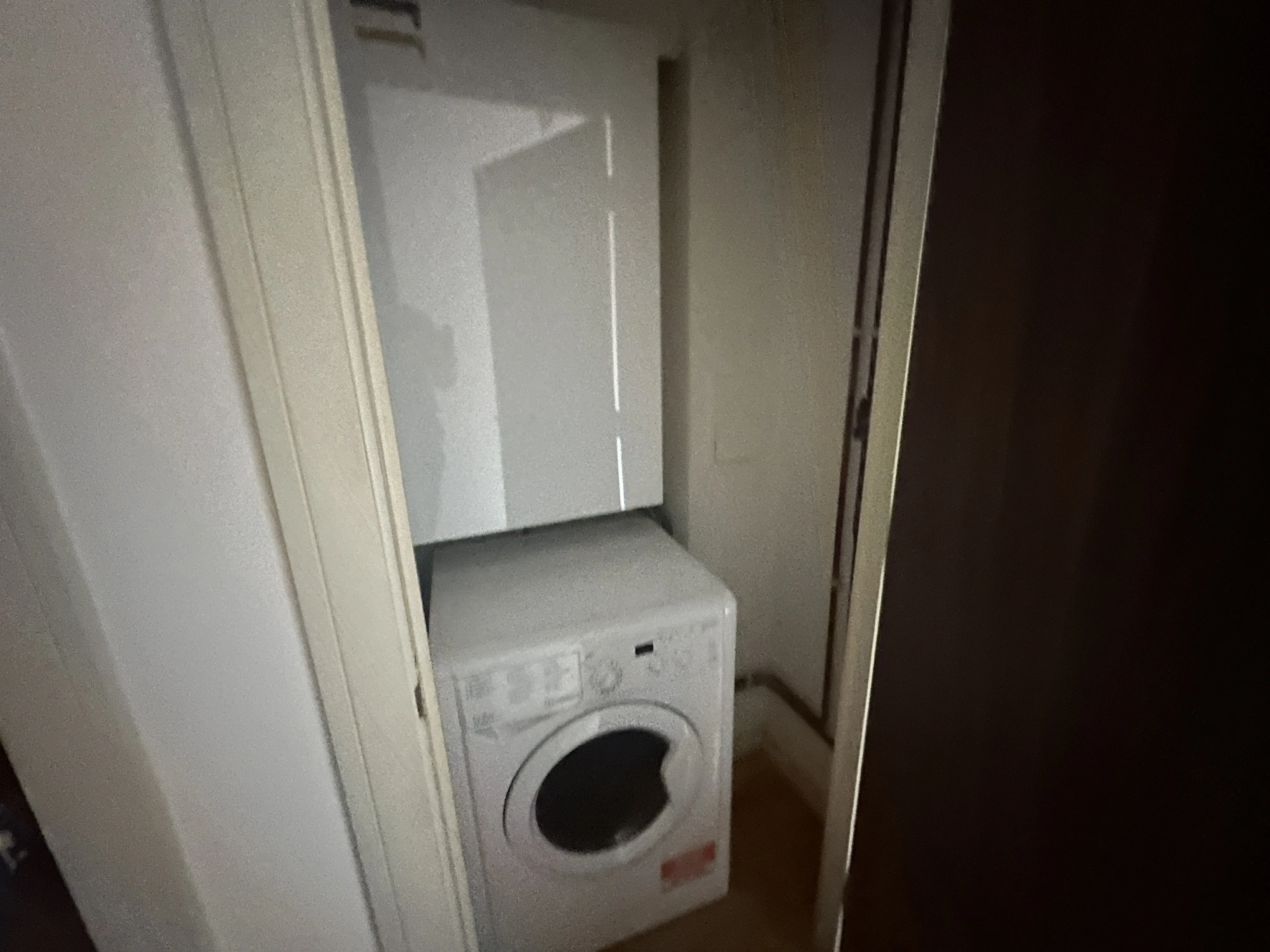 VACANT - Long Leasehold Self Contained First Flat