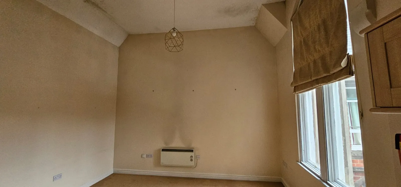 Leasehold Self Contained First Floor Flat