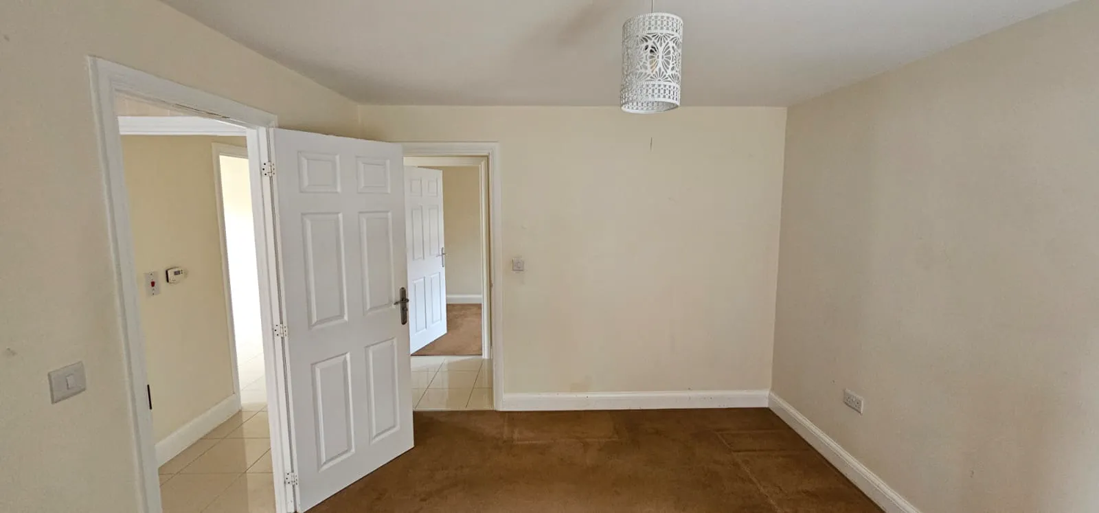 VACANT - Leasehold Self Contained Ground Floor Flat