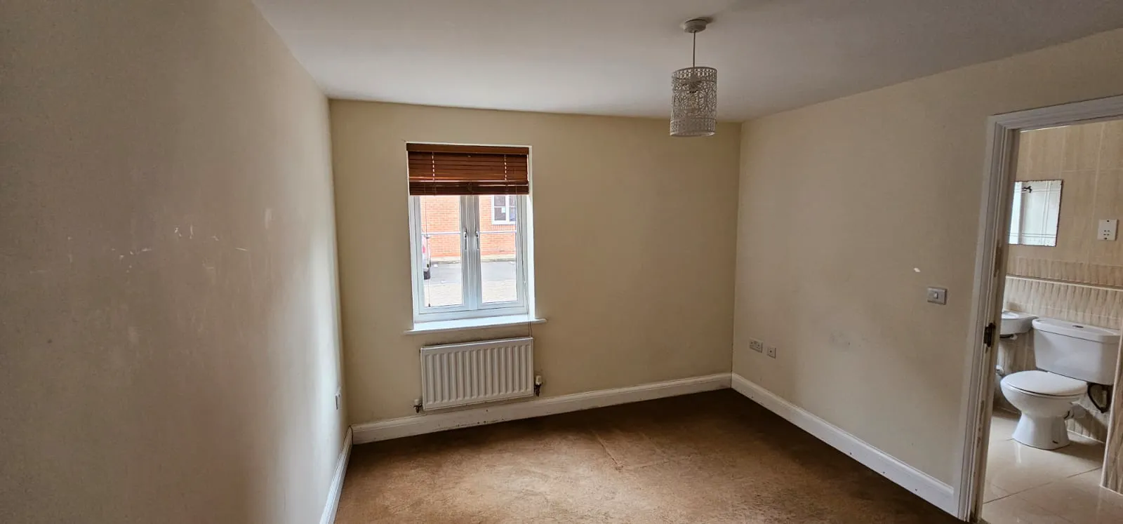 VACANT - Leasehold Self Contained Ground Floor Flat